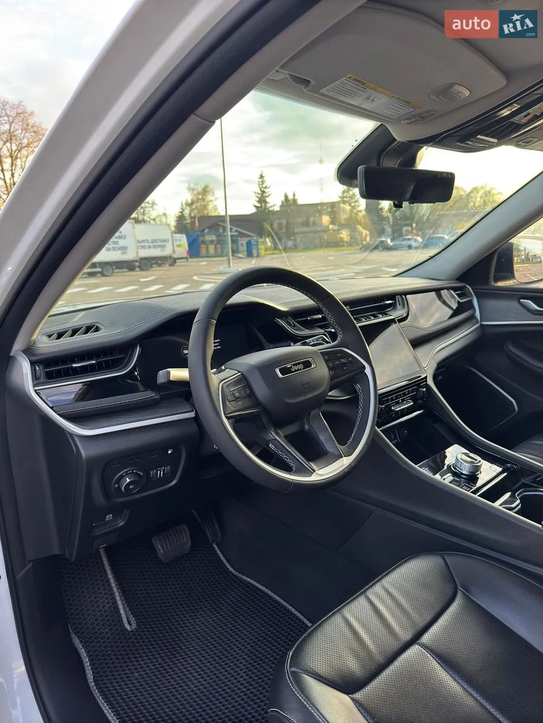 2023 Jeep Grand Cherokee - мініатюра 46