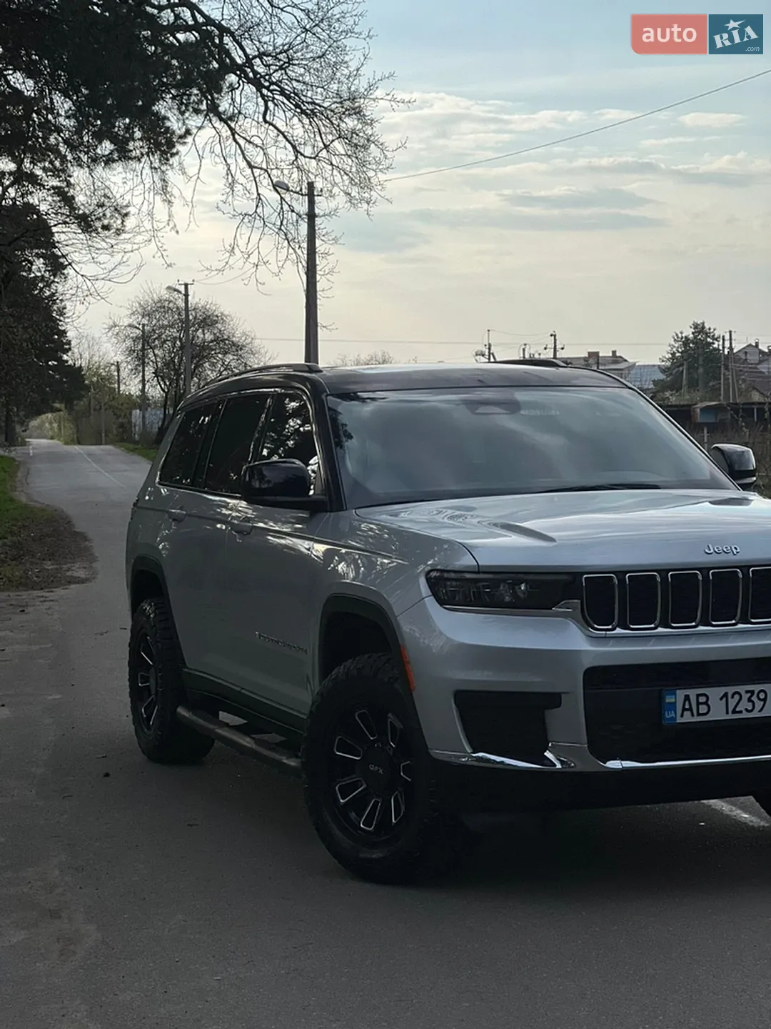 2023 Jeep Grand Cherokee - мініатюра 15