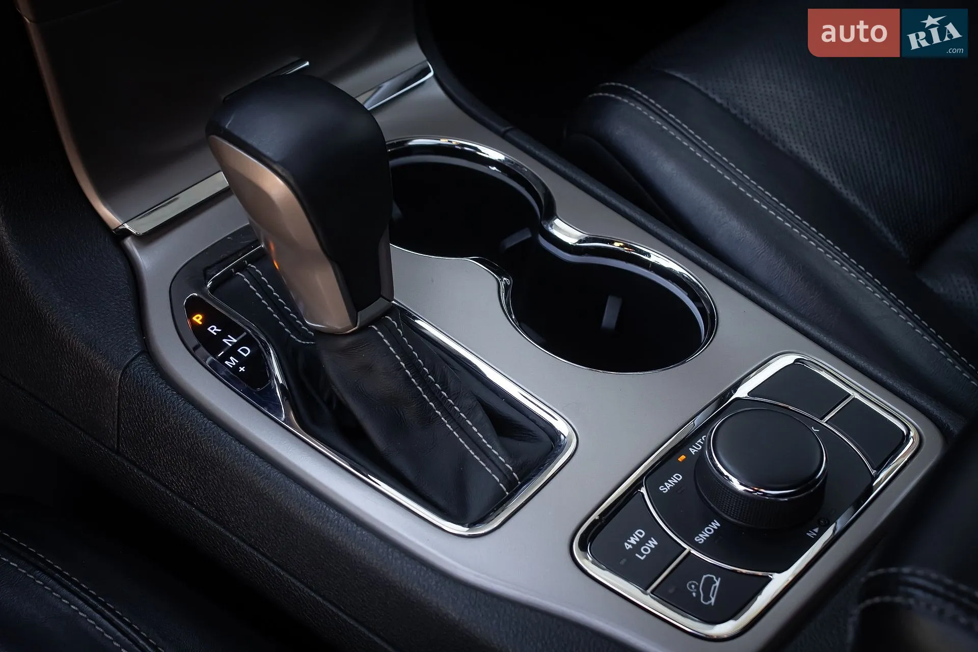 2017 Jeep Grand Cherokee - мініатюра 25