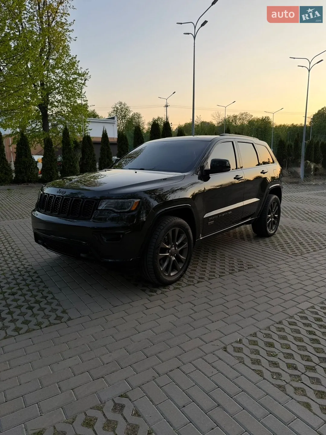 2016 Jeep Grand Cherokee - мініатюра 11