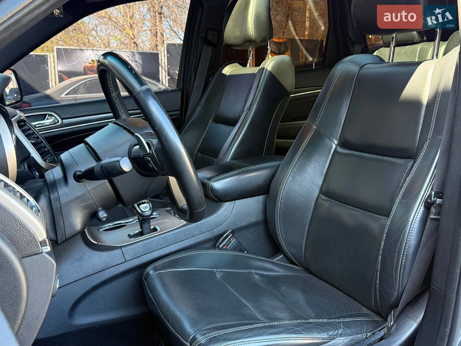 2013 Jeep Grand Cherokee - мініатюра 17