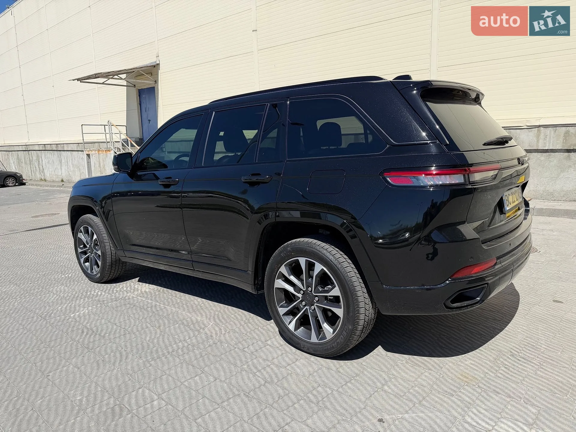 2022 Jeep Grand Cherokee - мініатюра 8