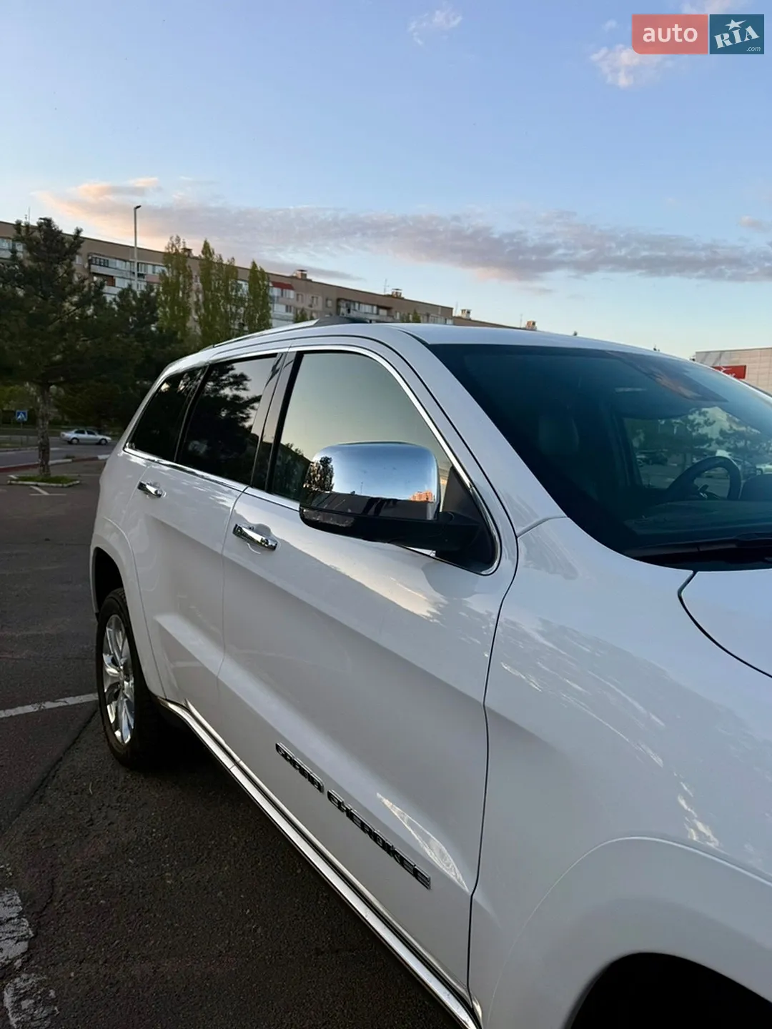 2019 Jeep Grand Cherokee - мініатюра 3