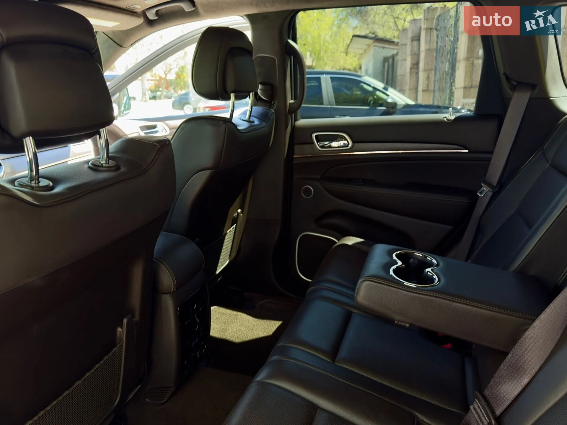 2019 Jeep Grand Cherokee - мініатюра 23