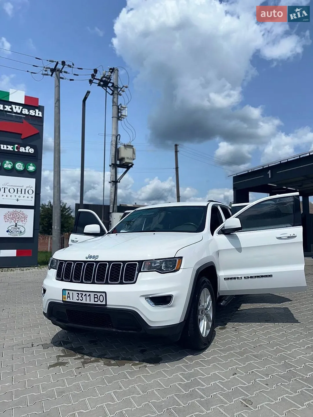 2017 Jeep Grand Cherokee - фото 1