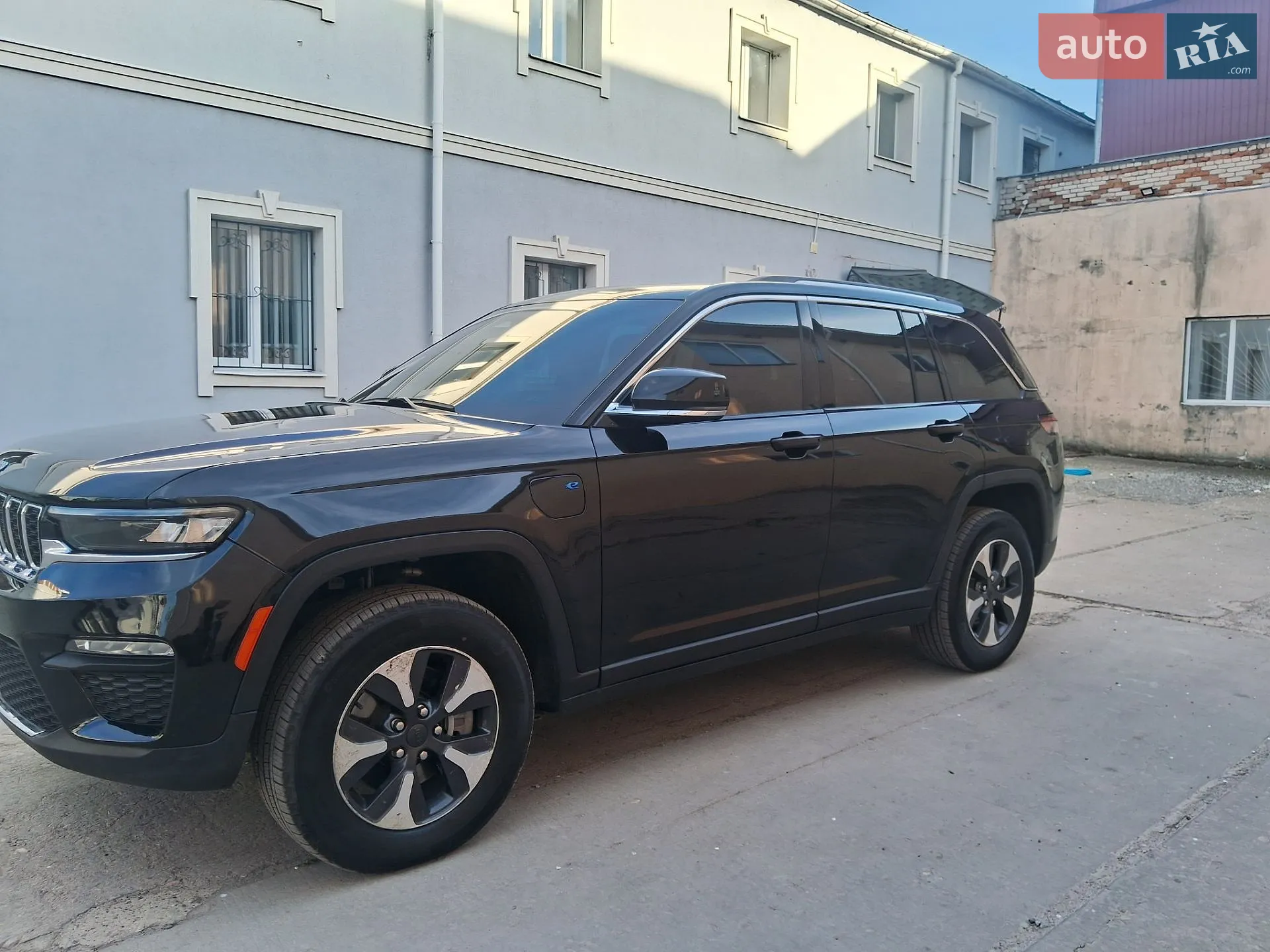 2022 Jeep Grand Cherokee - мініатюра 3