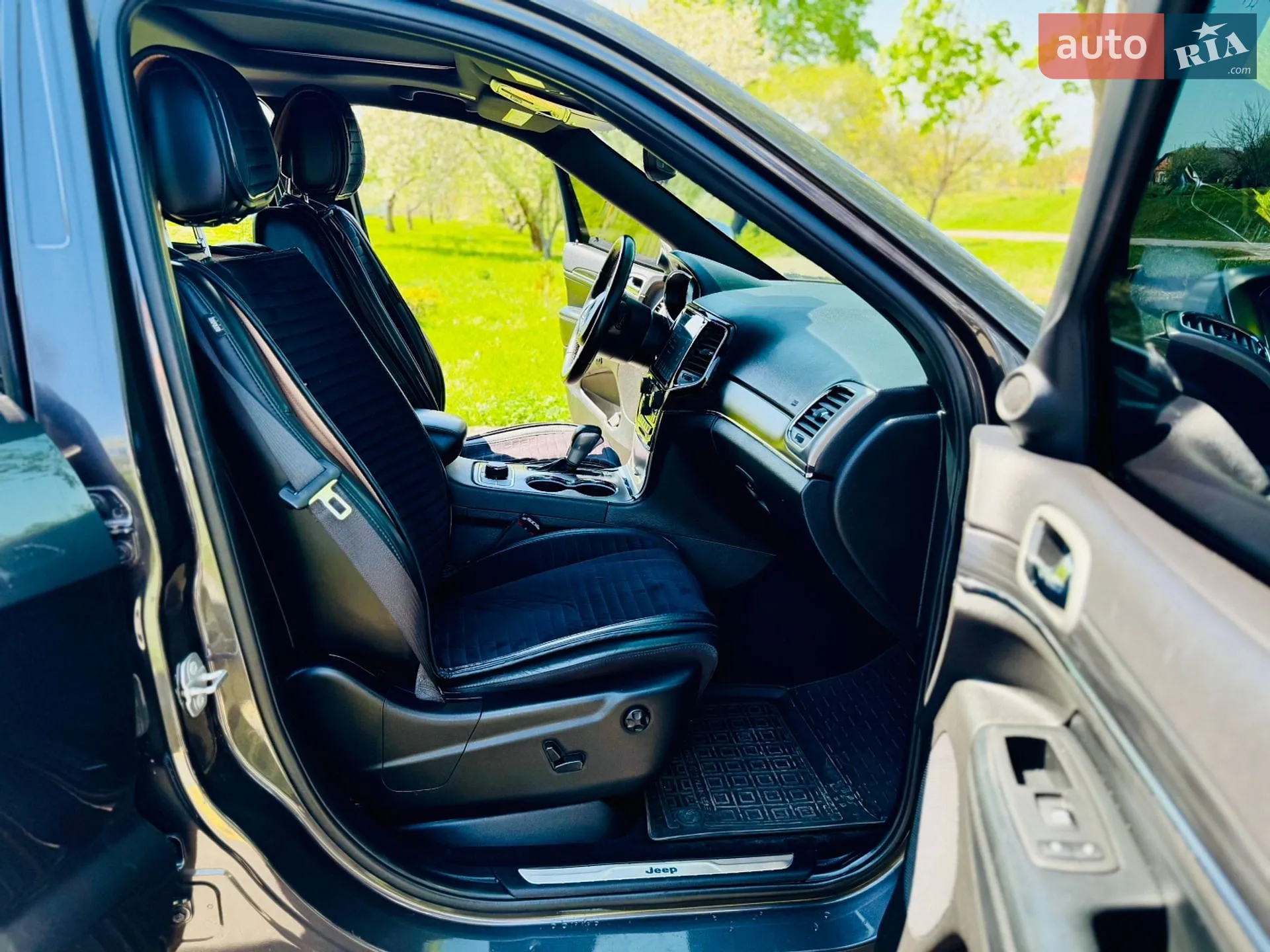 2021 Jeep Grand Cherokee - мініатюра 14