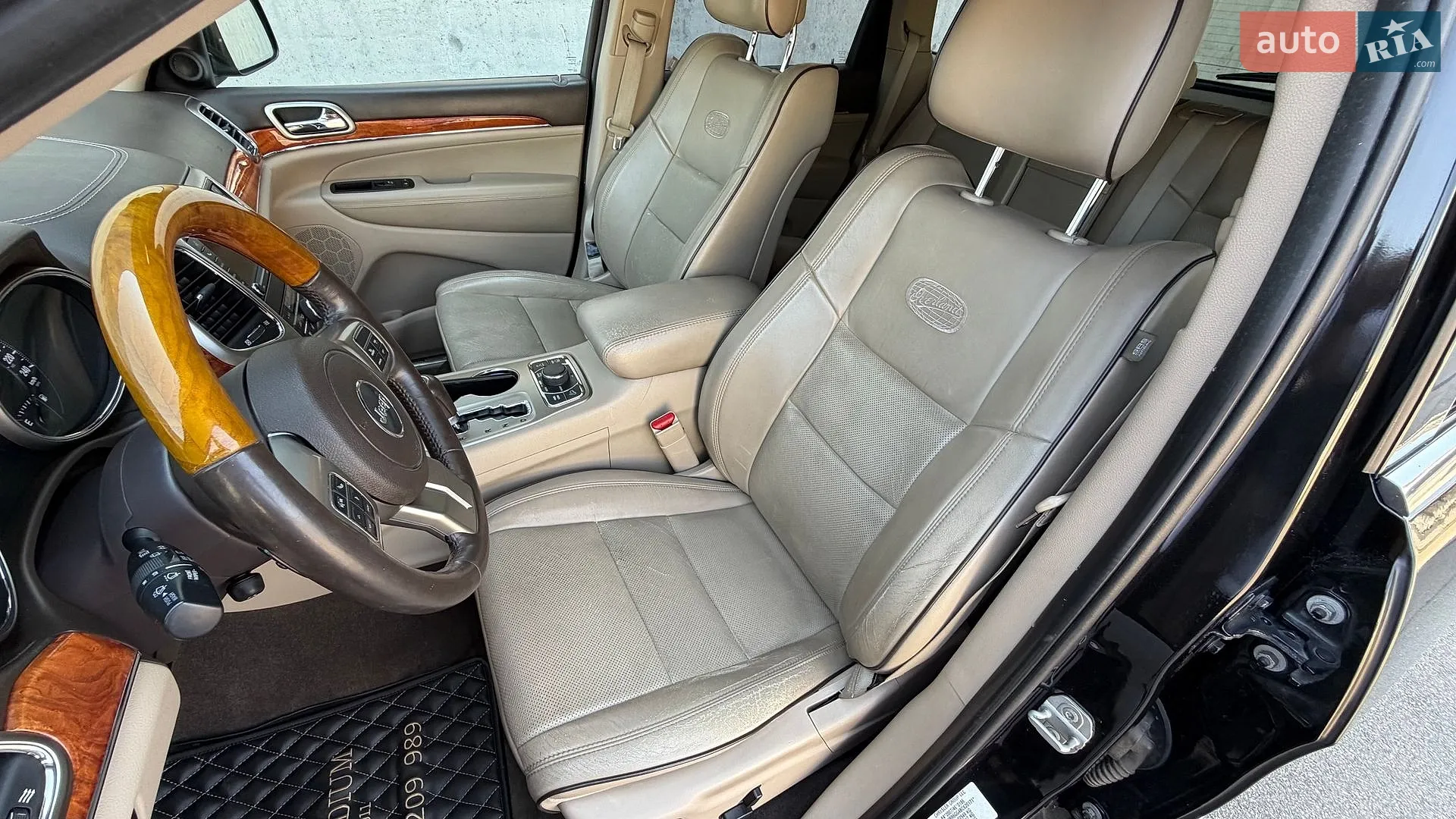 2011 Jeep Grand Cherokee - мініатюра 32