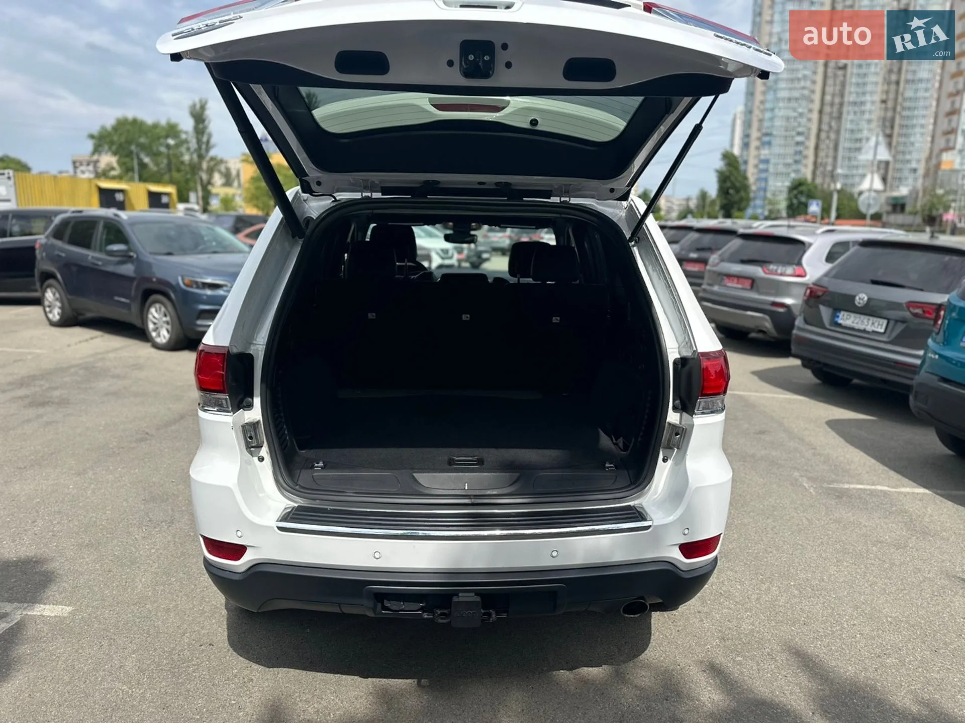 2020 Jeep Grand Cherokee - мініатюра 24