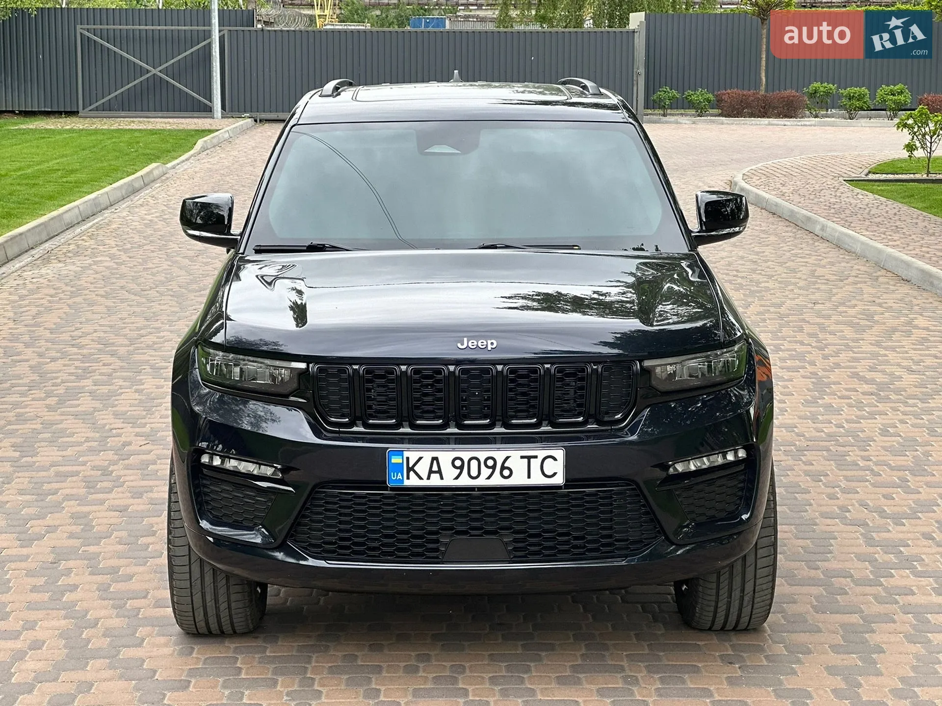 2023 Jeep Grand Cherokee - мініатюра 4