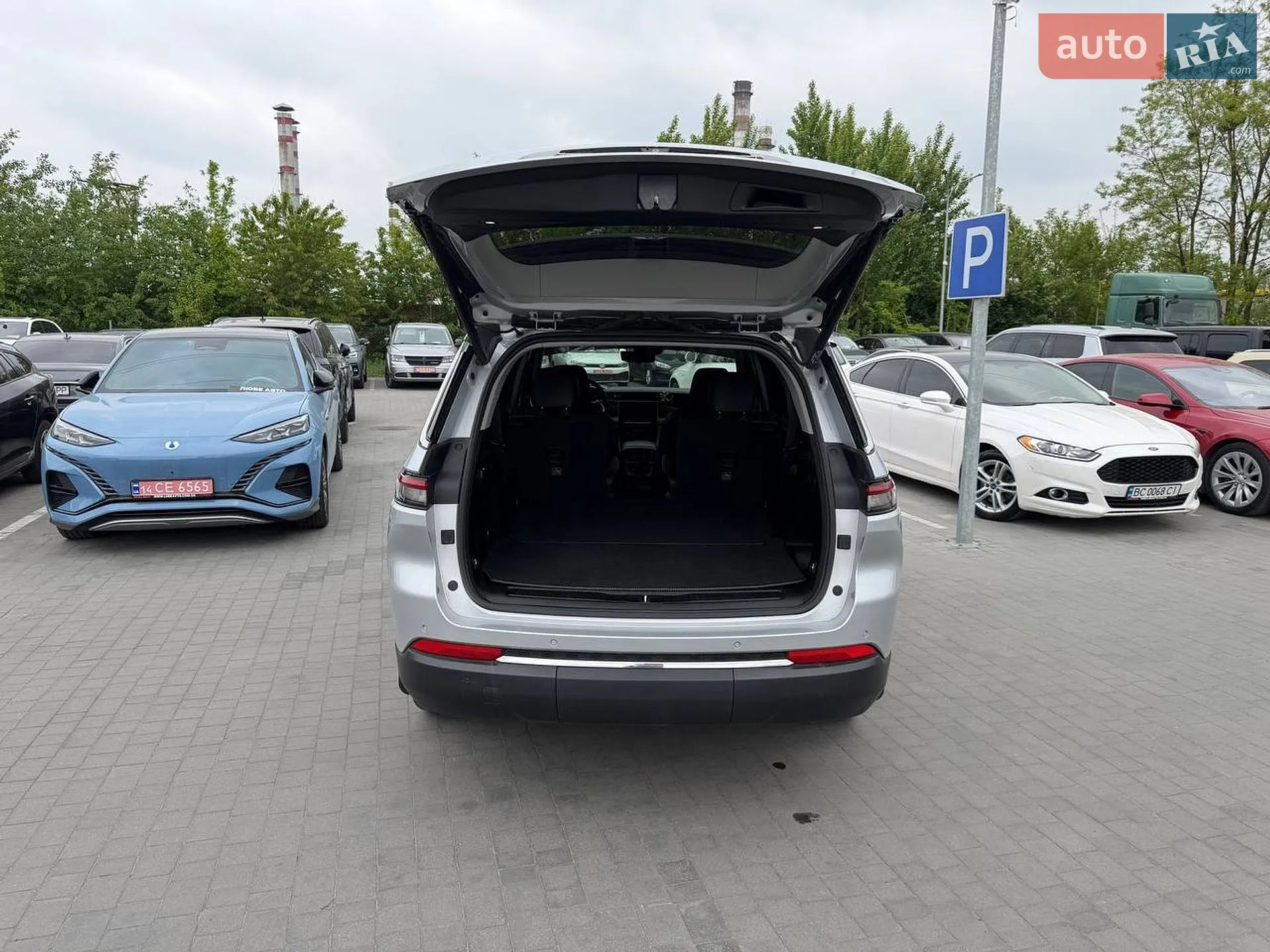 2023 Jeep Grand Cherokee - мініатюра 39