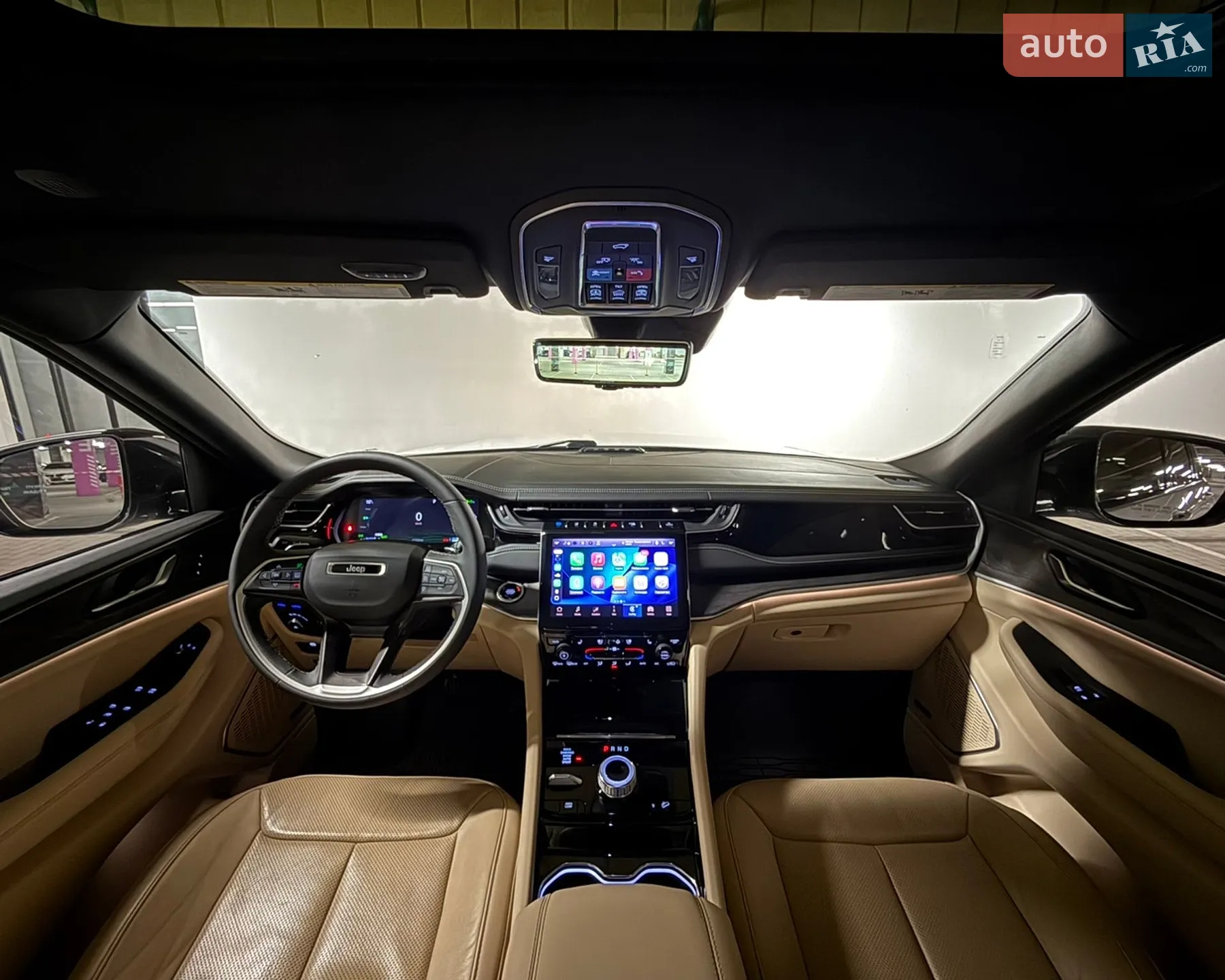 2022 Jeep Grand Cherokee - мініатюра 28
