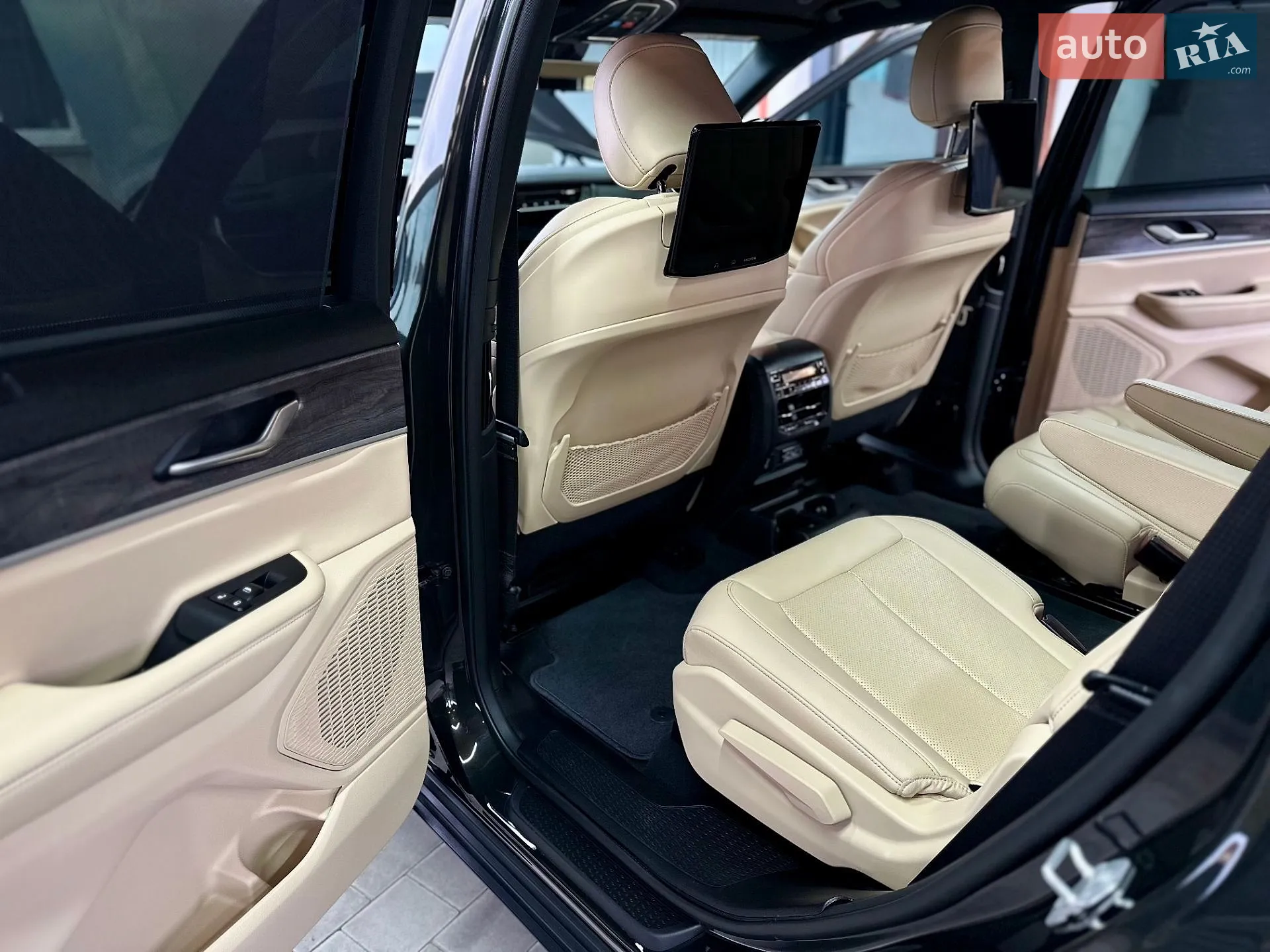 2023 Jeep Grand Cherokee - мініатюра 14