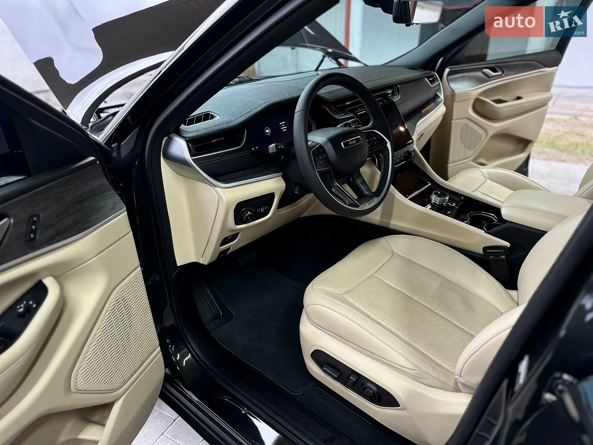 2023 Jeep Grand Cherokee - мініатюра 20