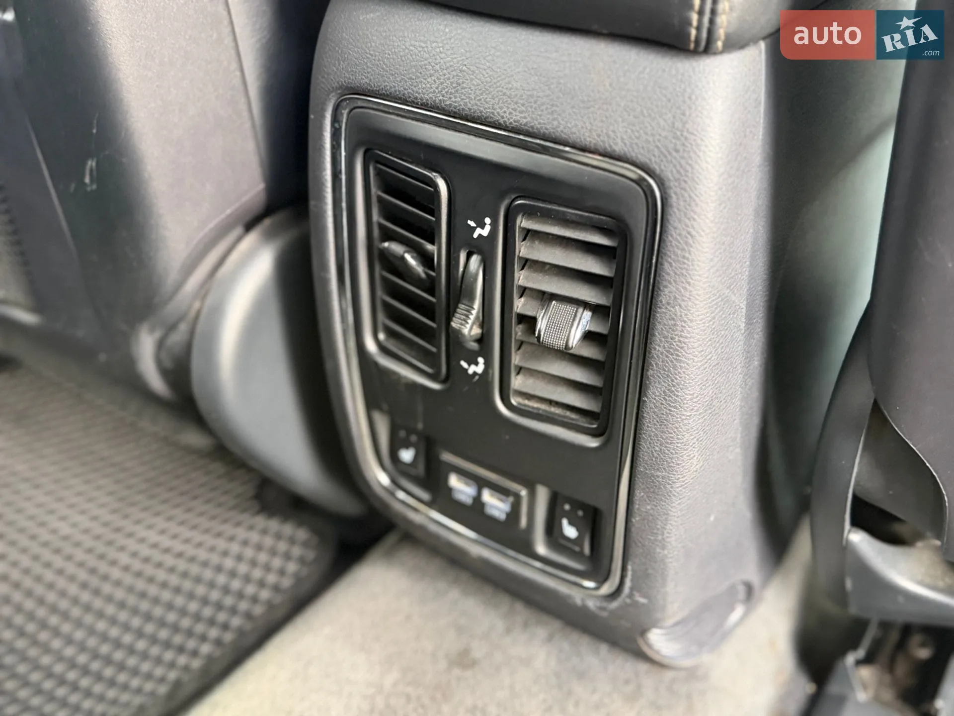 2013 Jeep Grand Cherokee - мініатюра 24