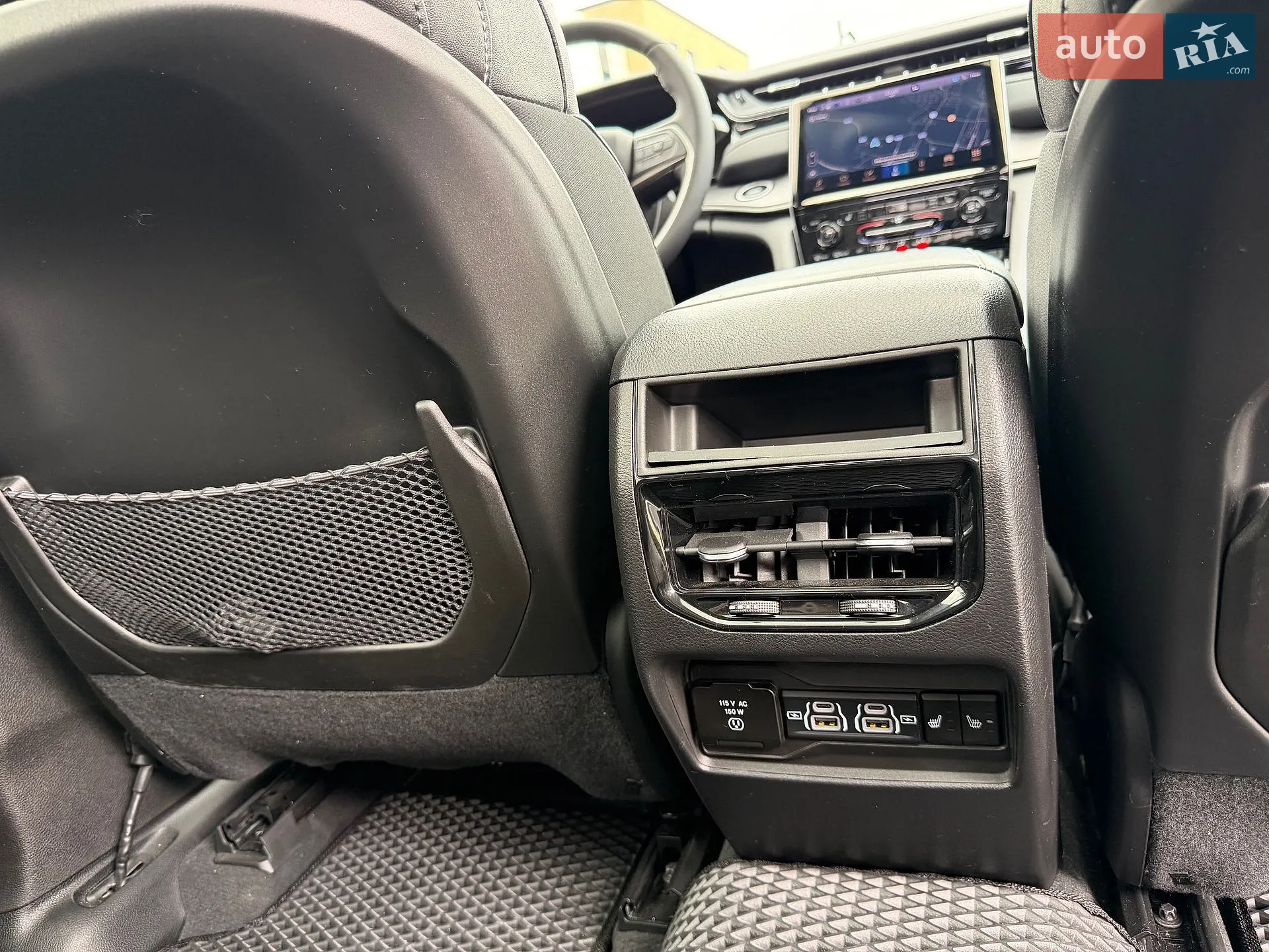 2022 Jeep Grand Cherokee - мініатюра 31
