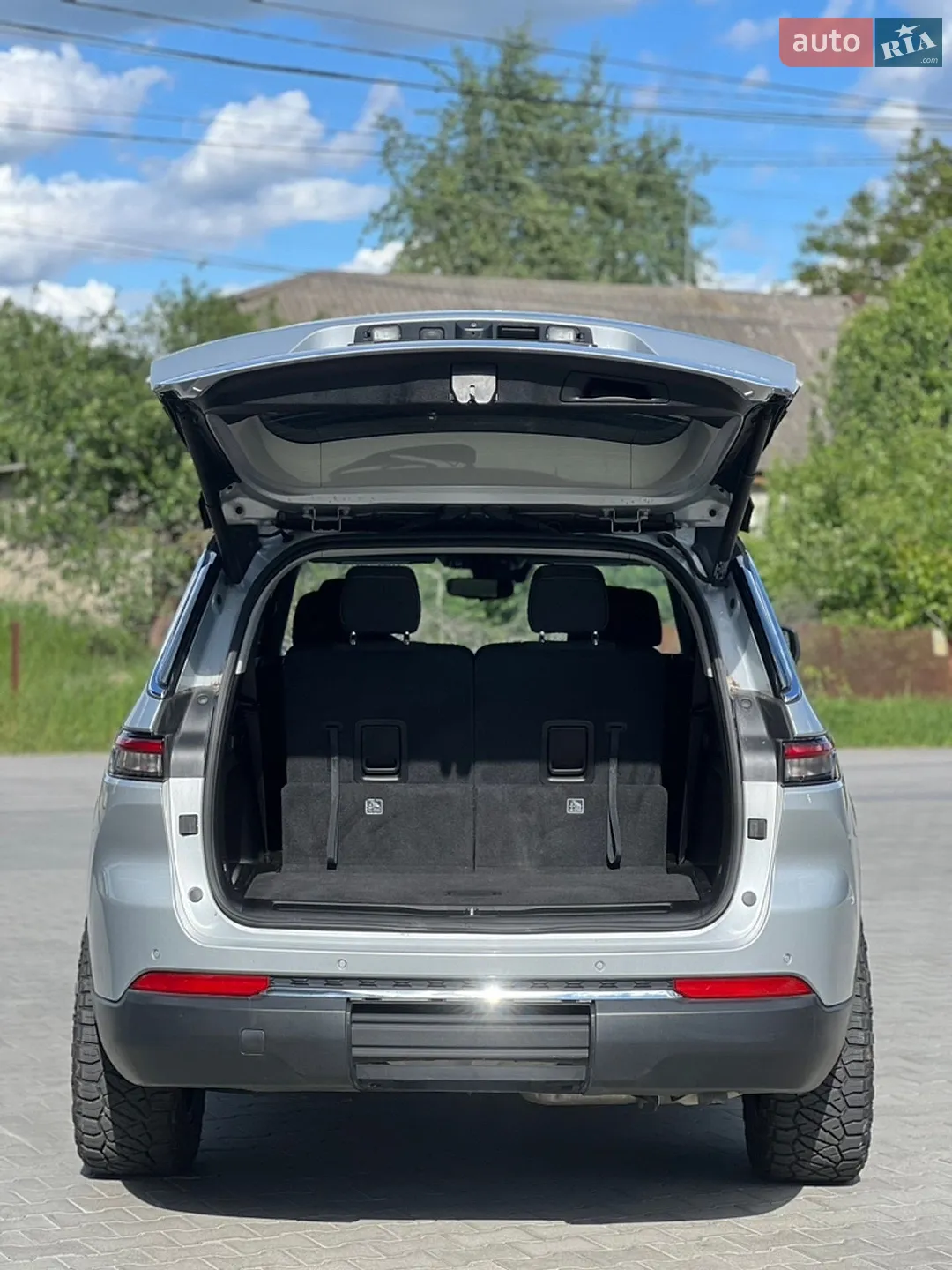 2023 Jeep Grand Cherokee - мініатюра 23