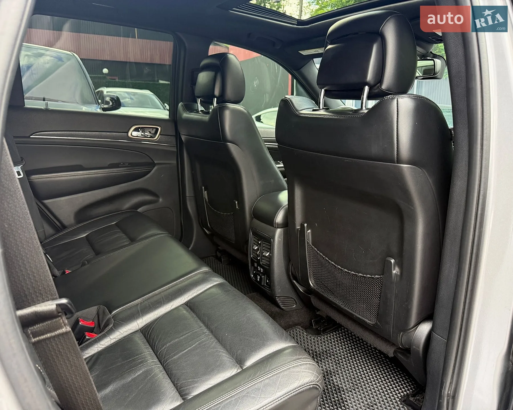 2015 Jeep Grand Cherokee - мініатюра 13