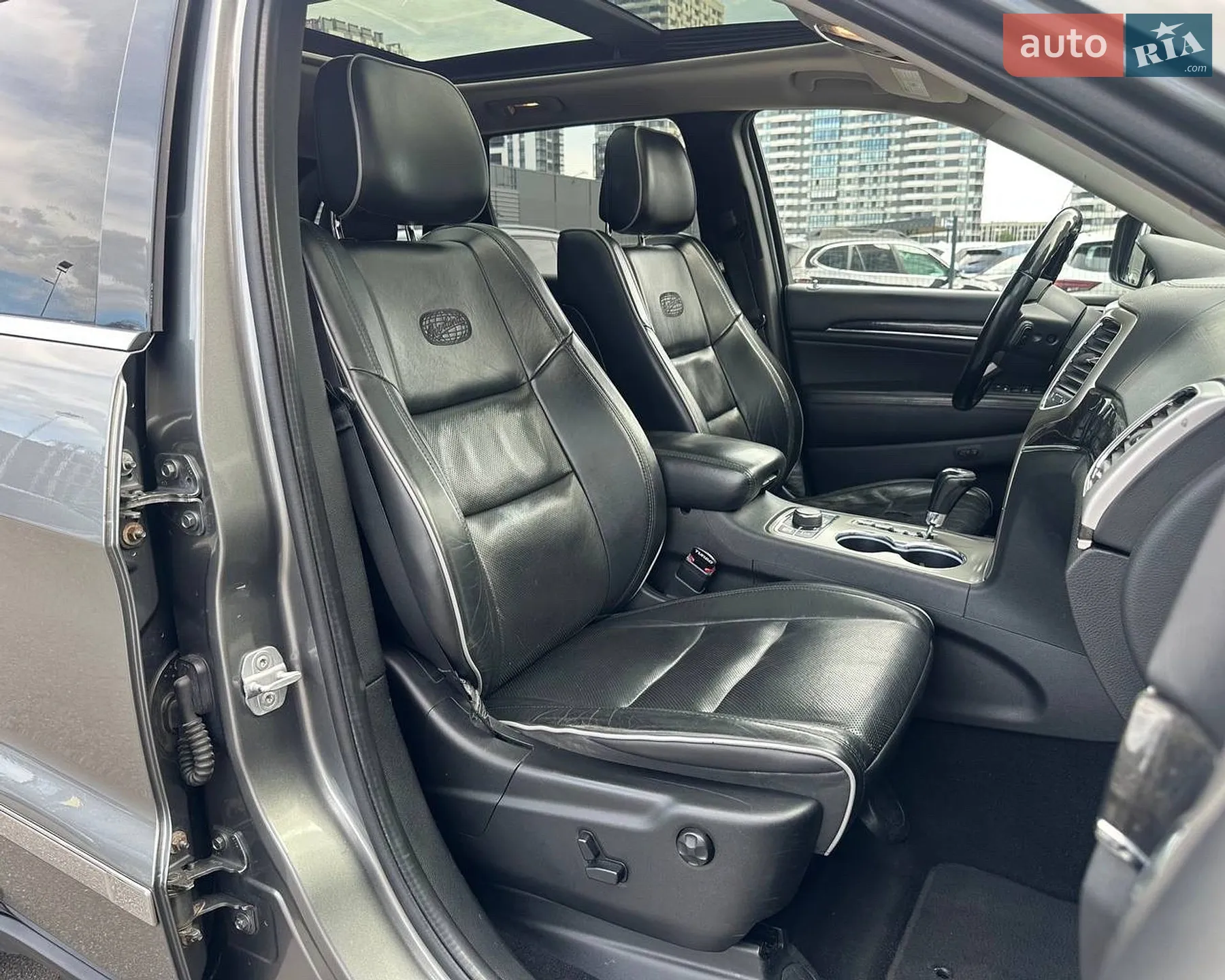 2011 Jeep Grand Cherokee - мініатюра 22