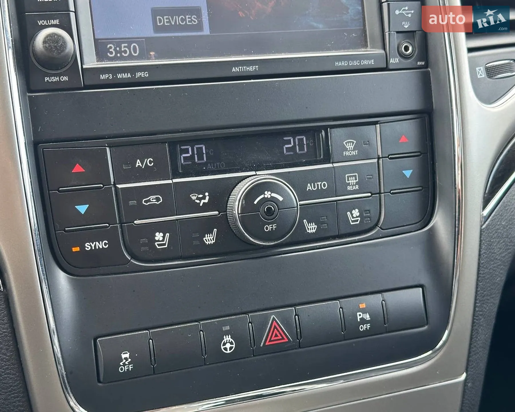 2011 Jeep Grand Cherokee - мініатюра 40