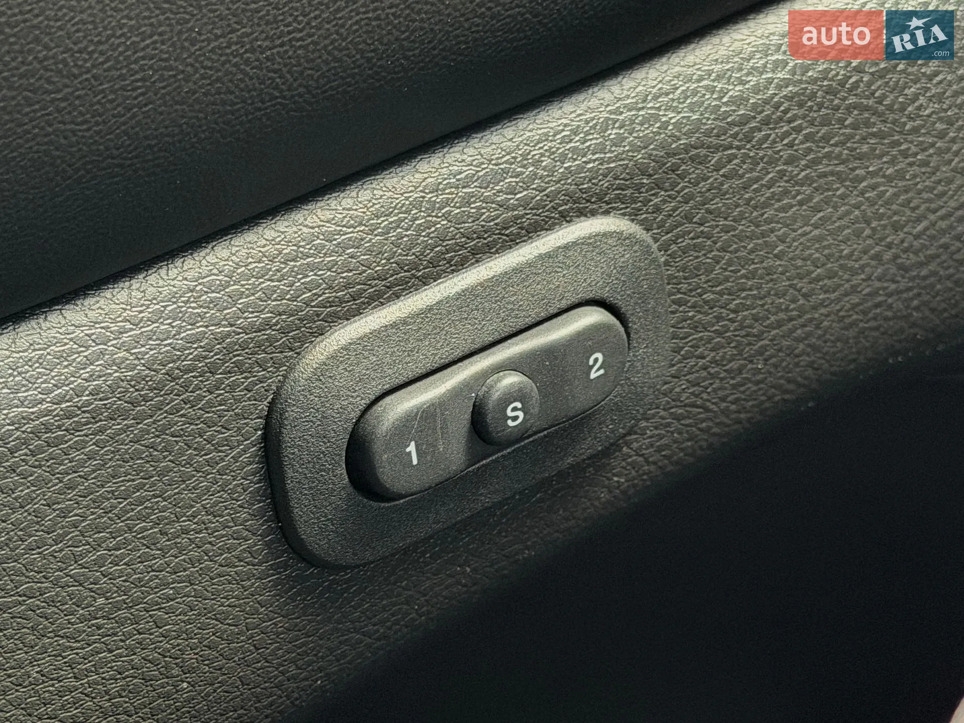 2018 Jeep Grand Cherokee - мініатюра 26