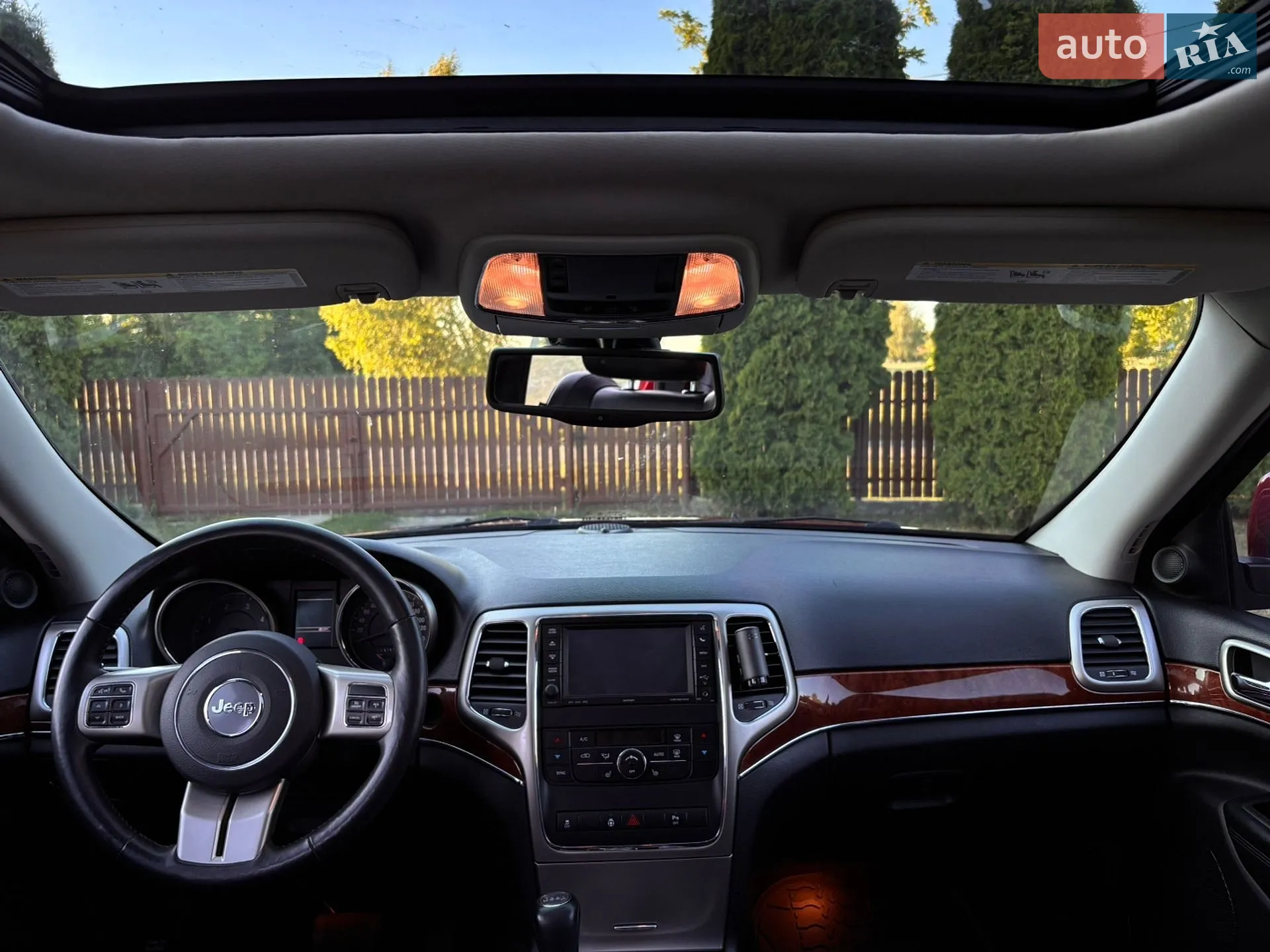 2012 Jeep Grand Cherokee - мініатюра 15