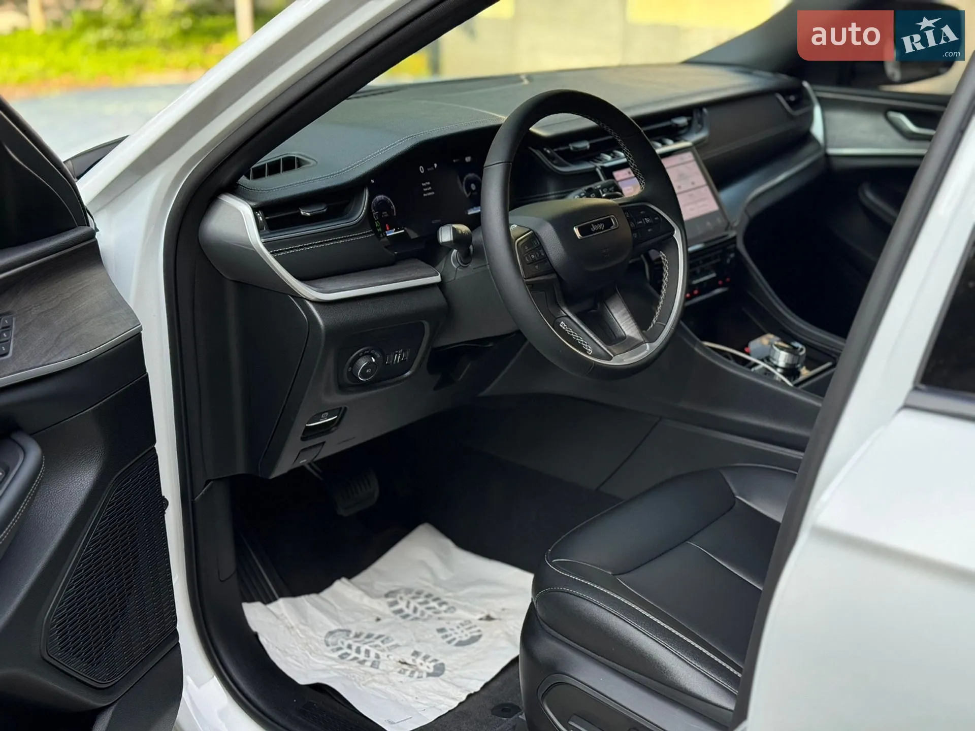 2024 Jeep Grand Cherokee - мініатюра 17