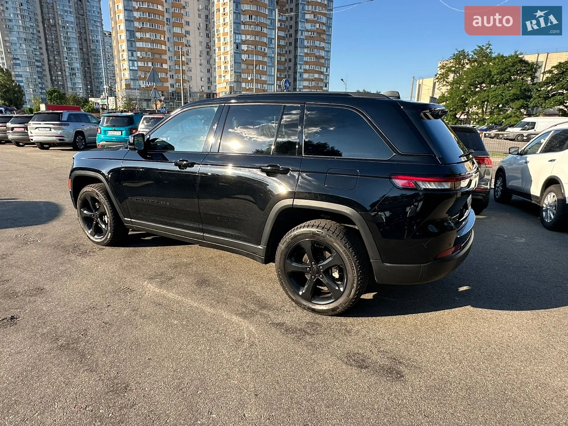 2022 Jeep Grand Cherokee - мініатюра 12