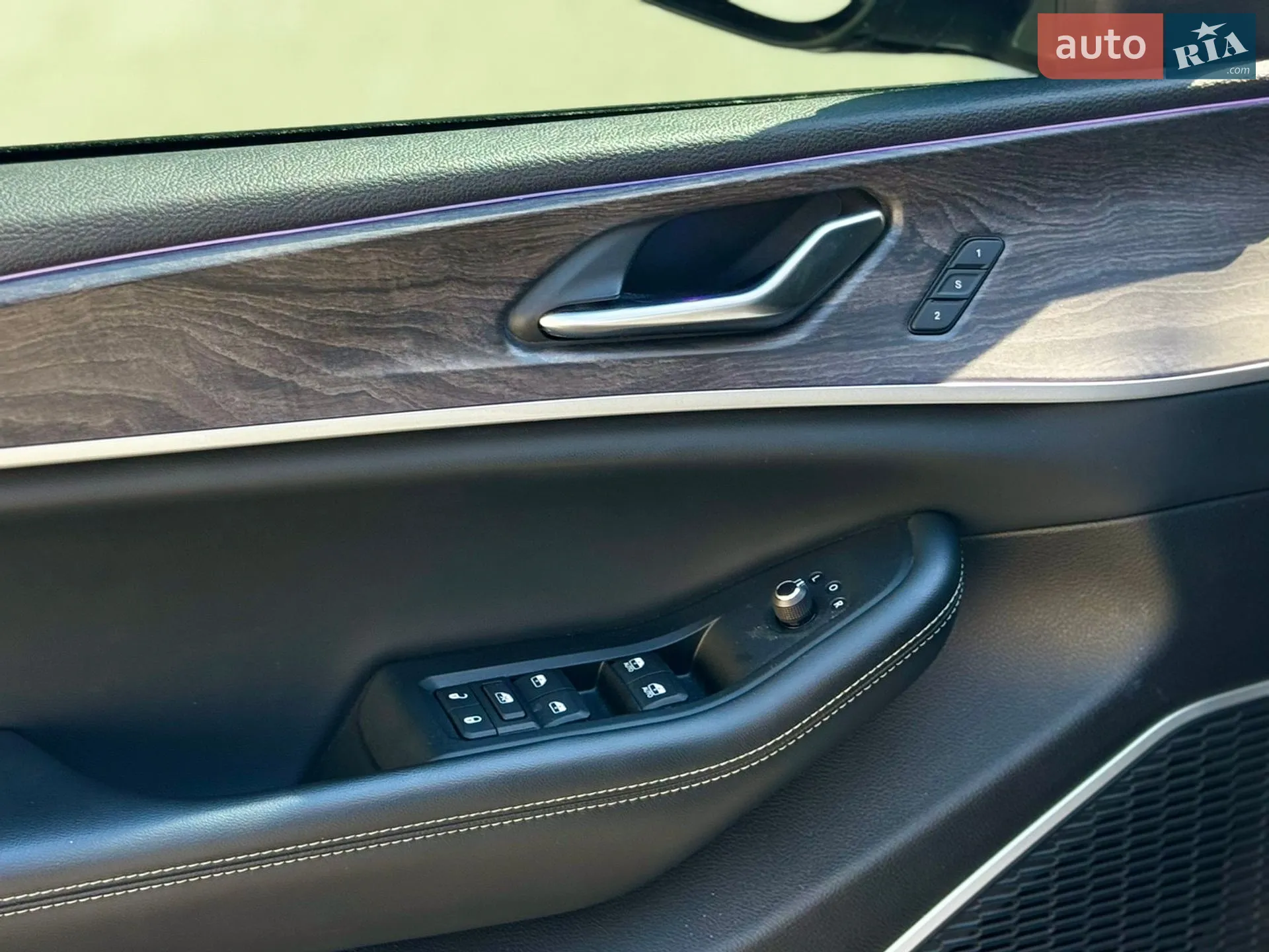2022 Jeep Grand Cherokee - мініатюра 15