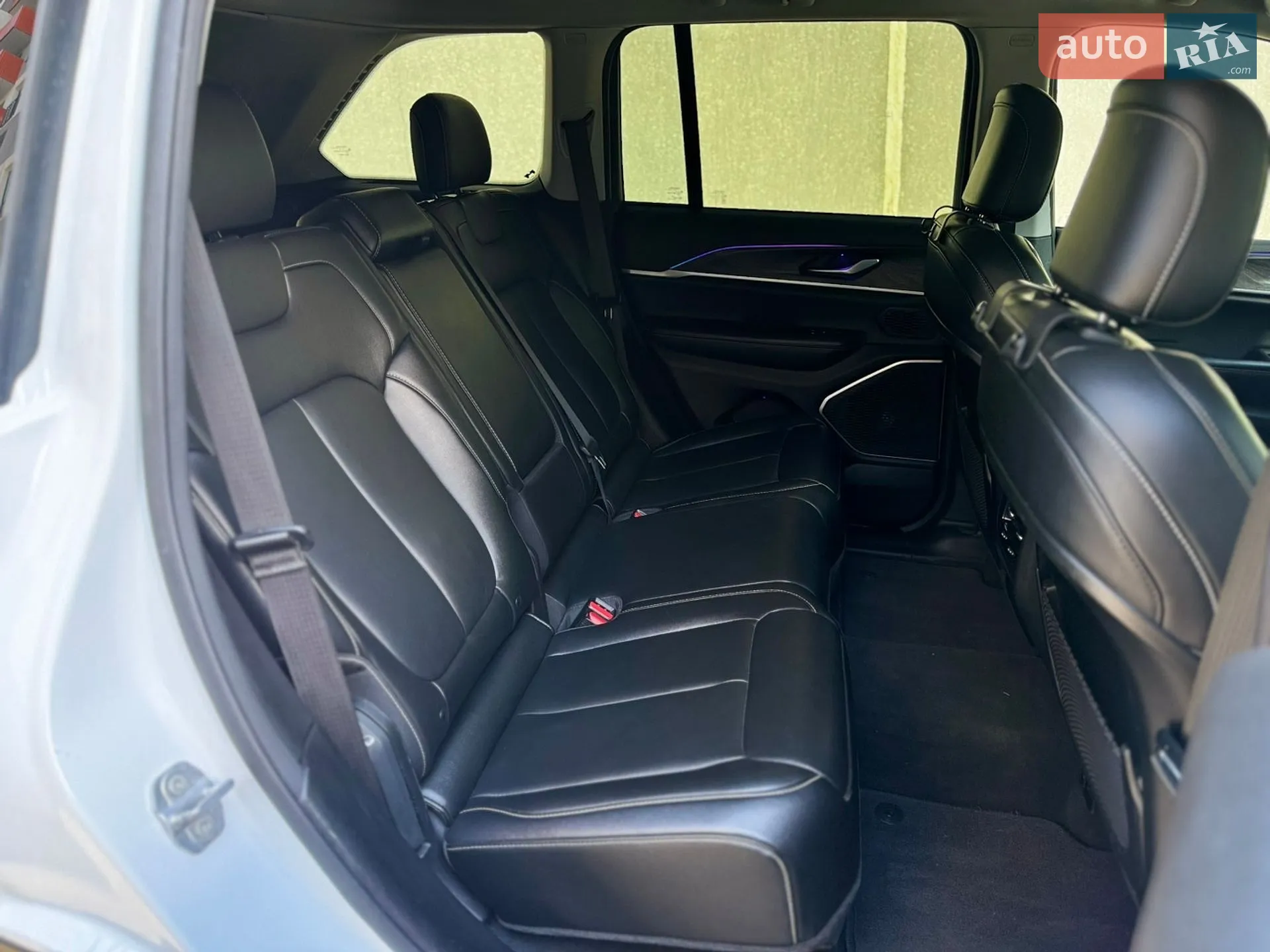 2022 Jeep Grand Cherokee - мініатюра 20
