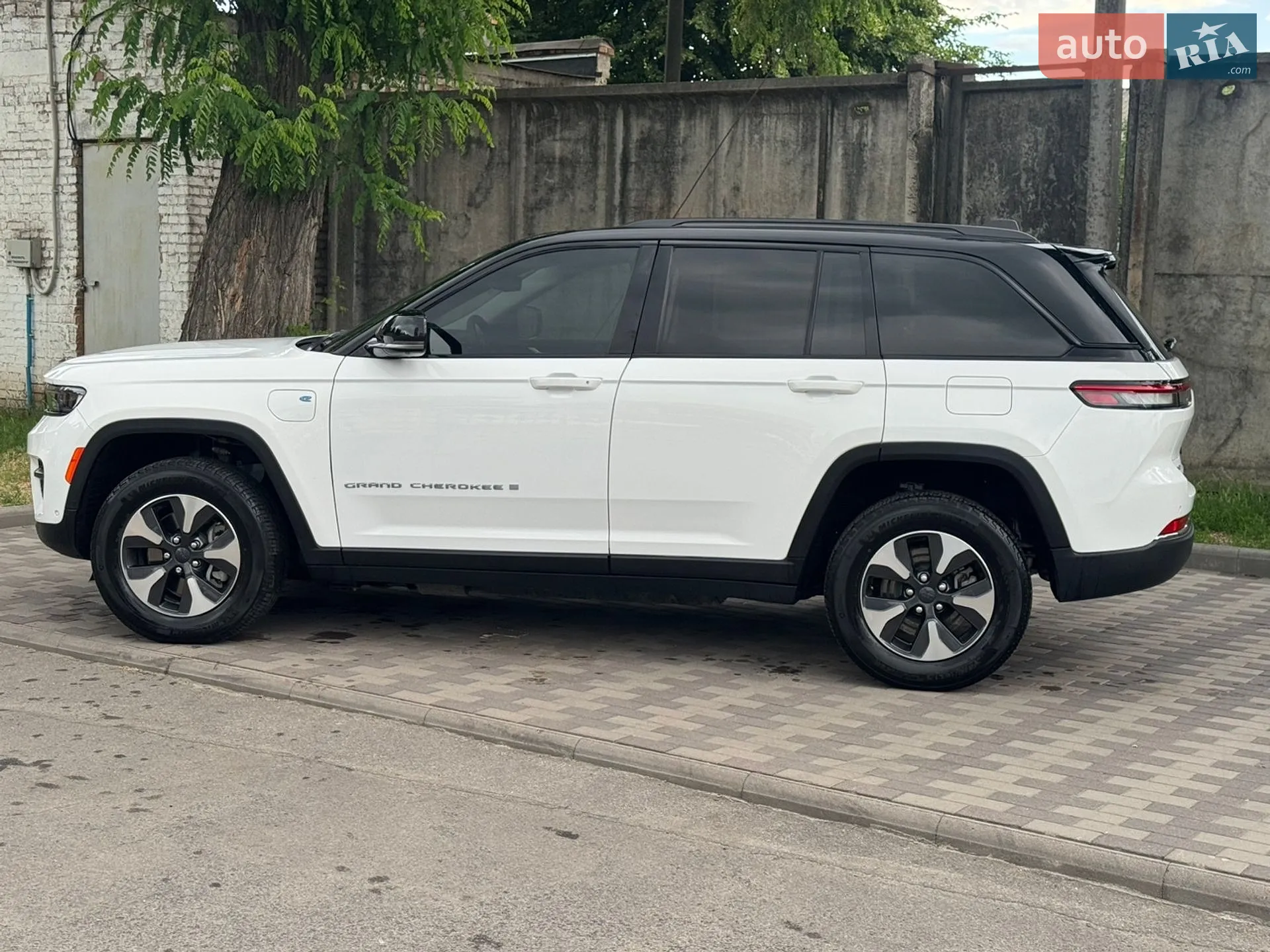 2023 Jeep Grand Cherokee - мініатюра 9