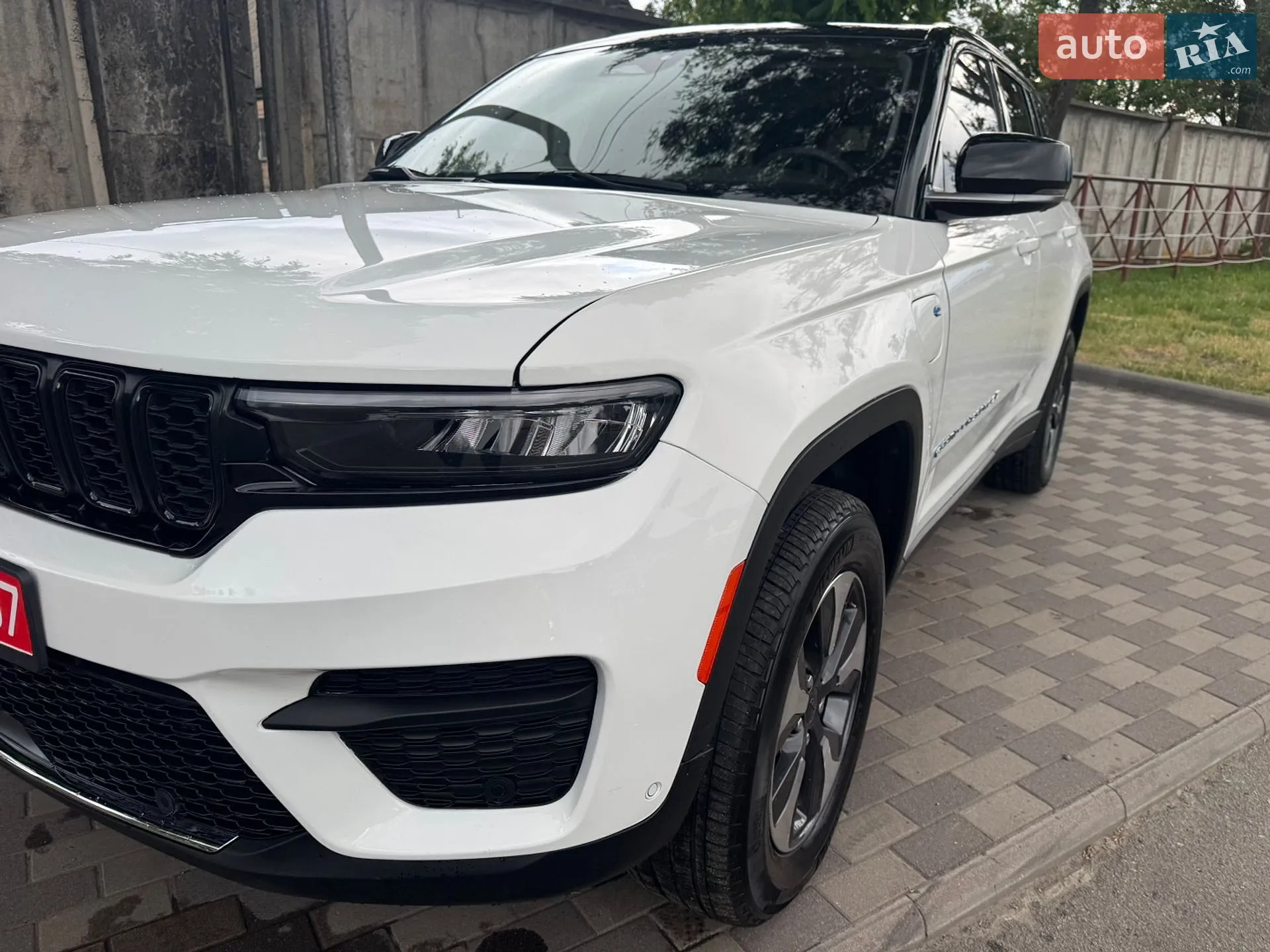 2023 Jeep Grand Cherokee - мініатюра 24