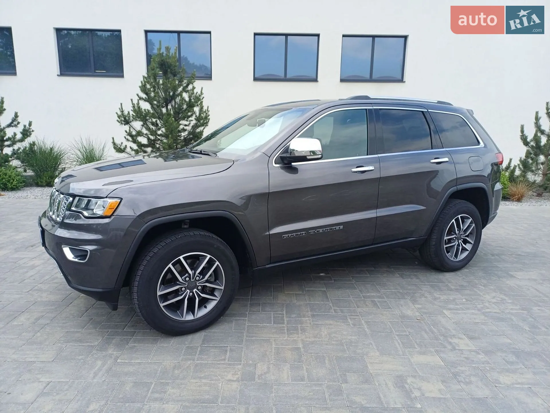 2020 Jeep Grand Cherokee - мініатюра 6