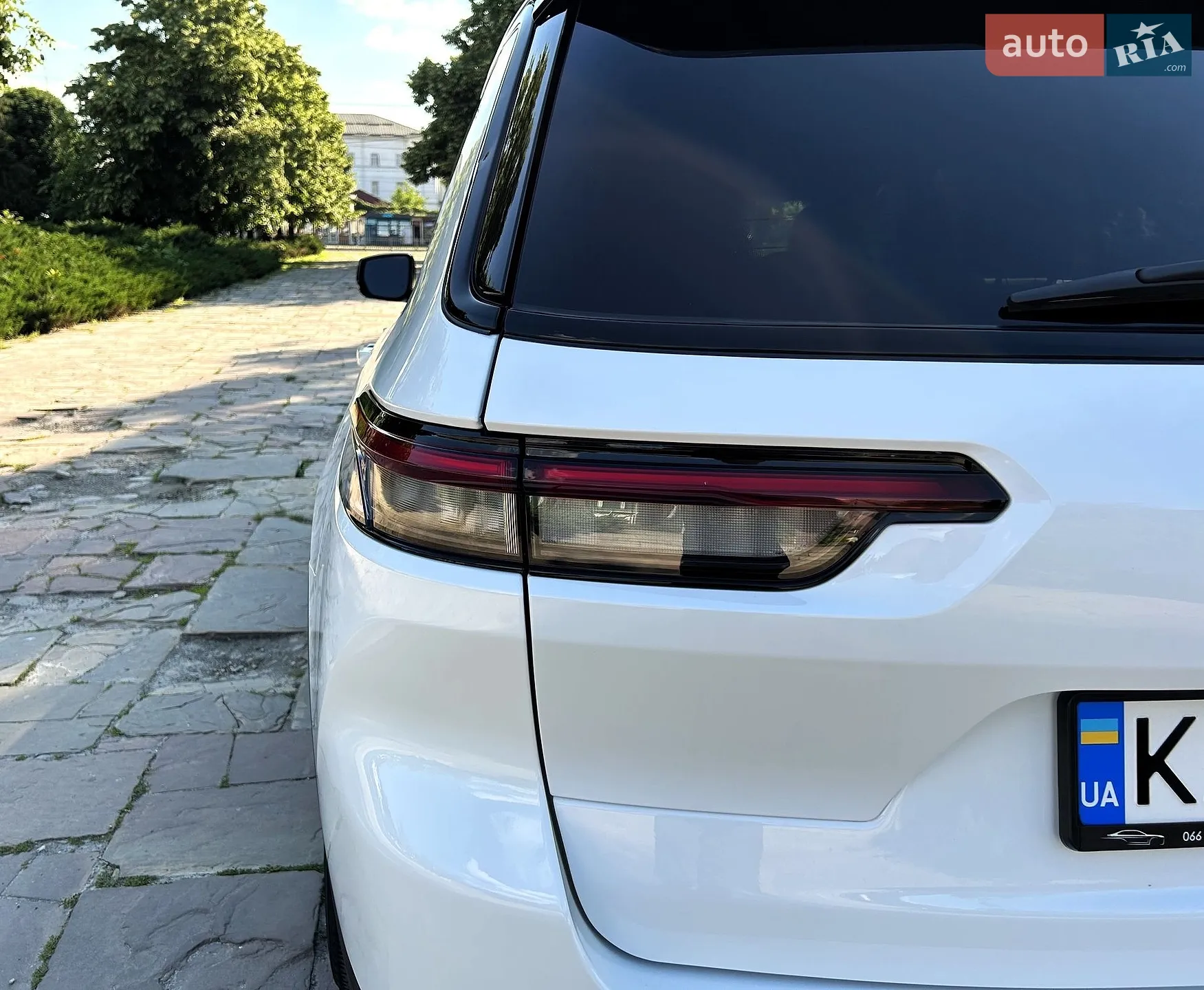2023 Jeep Grand Cherokee - мініатюра 25