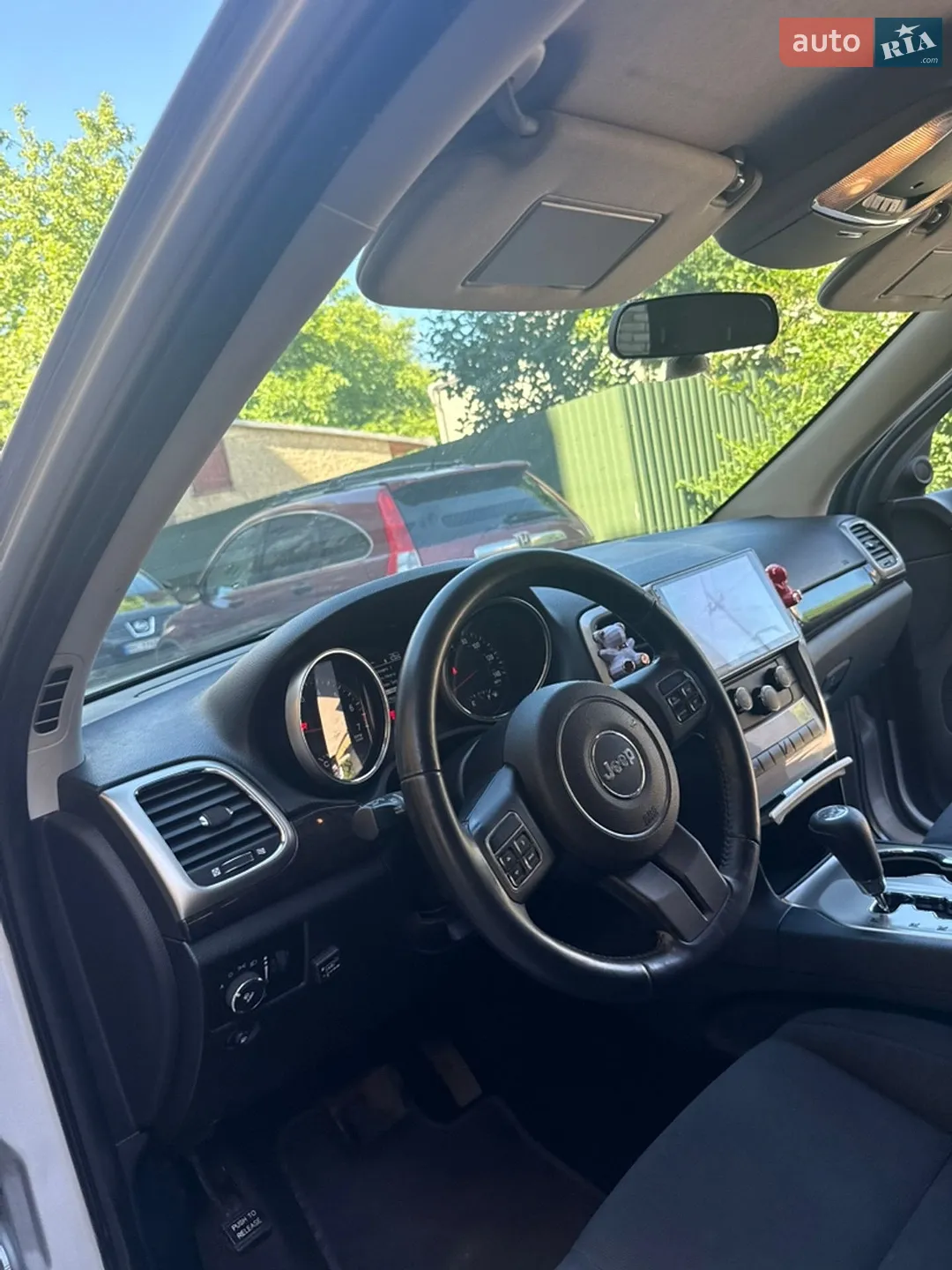2011 Jeep Grand Cherokee - мініатюра 22