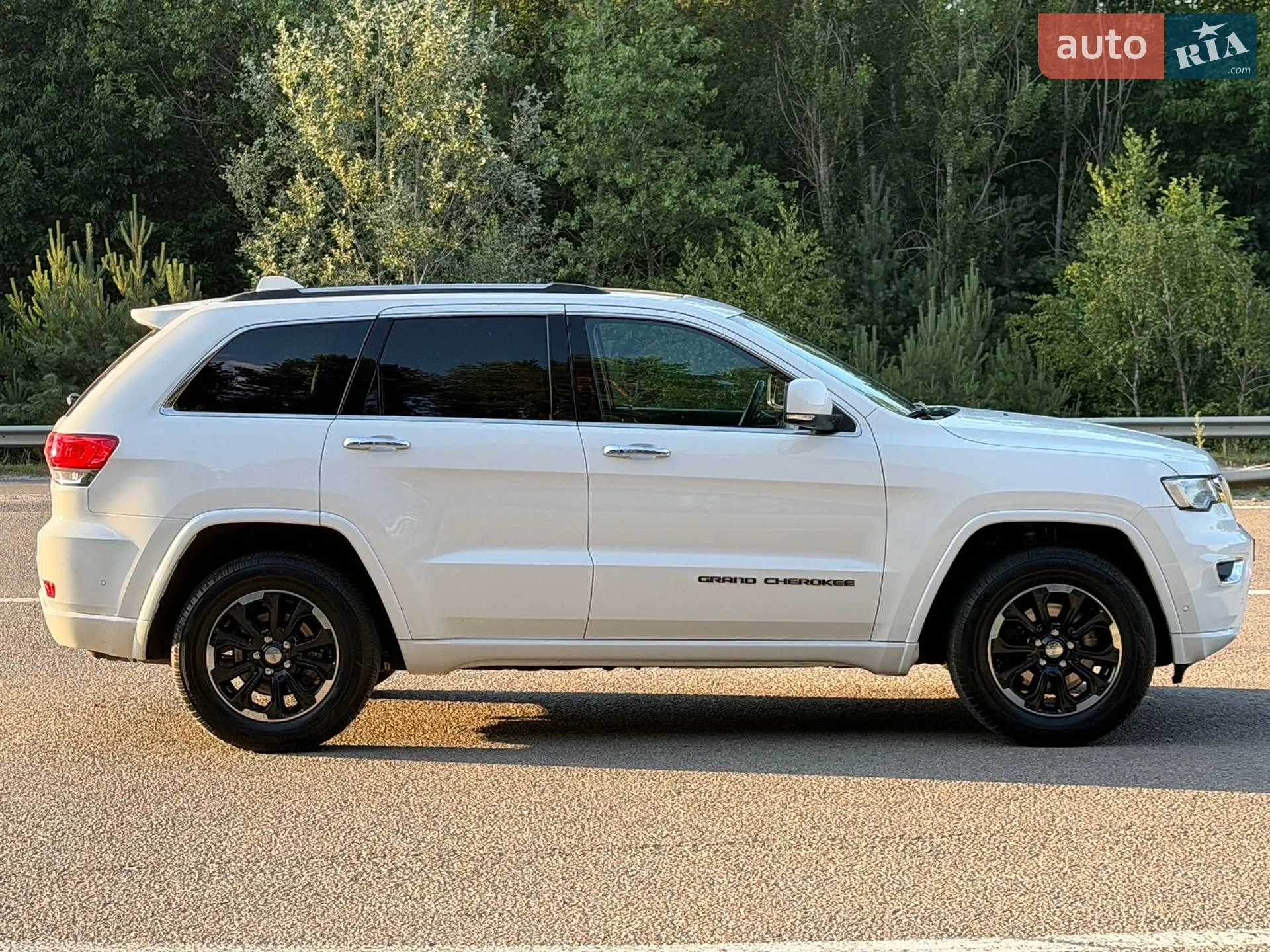 2019 Jeep Grand Cherokee - мініатюра 10