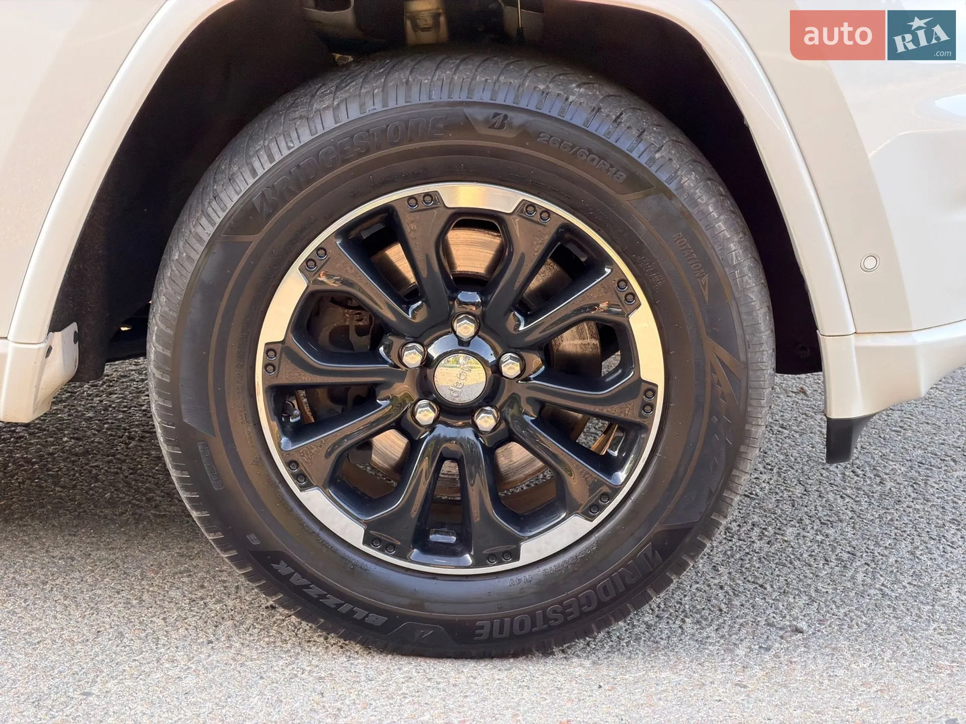 2019 Jeep Grand Cherokee - мініатюра 23