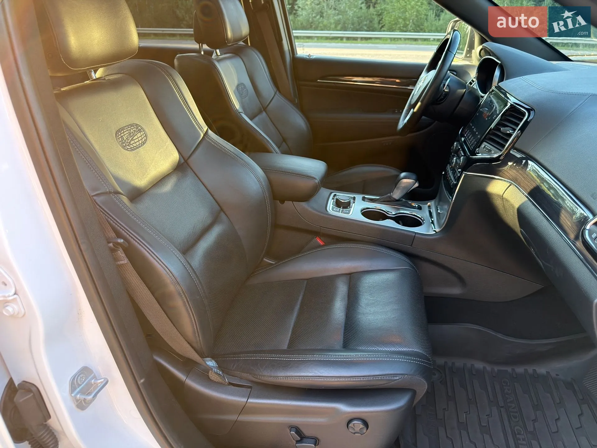 2019 Jeep Grand Cherokee - мініатюра 73