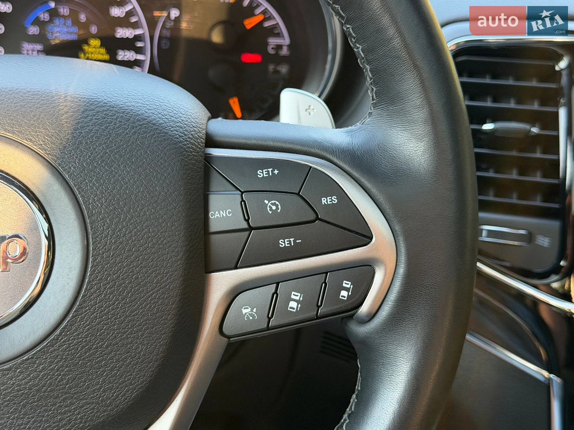 2019 Jeep Grand Cherokee - мініатюра 85