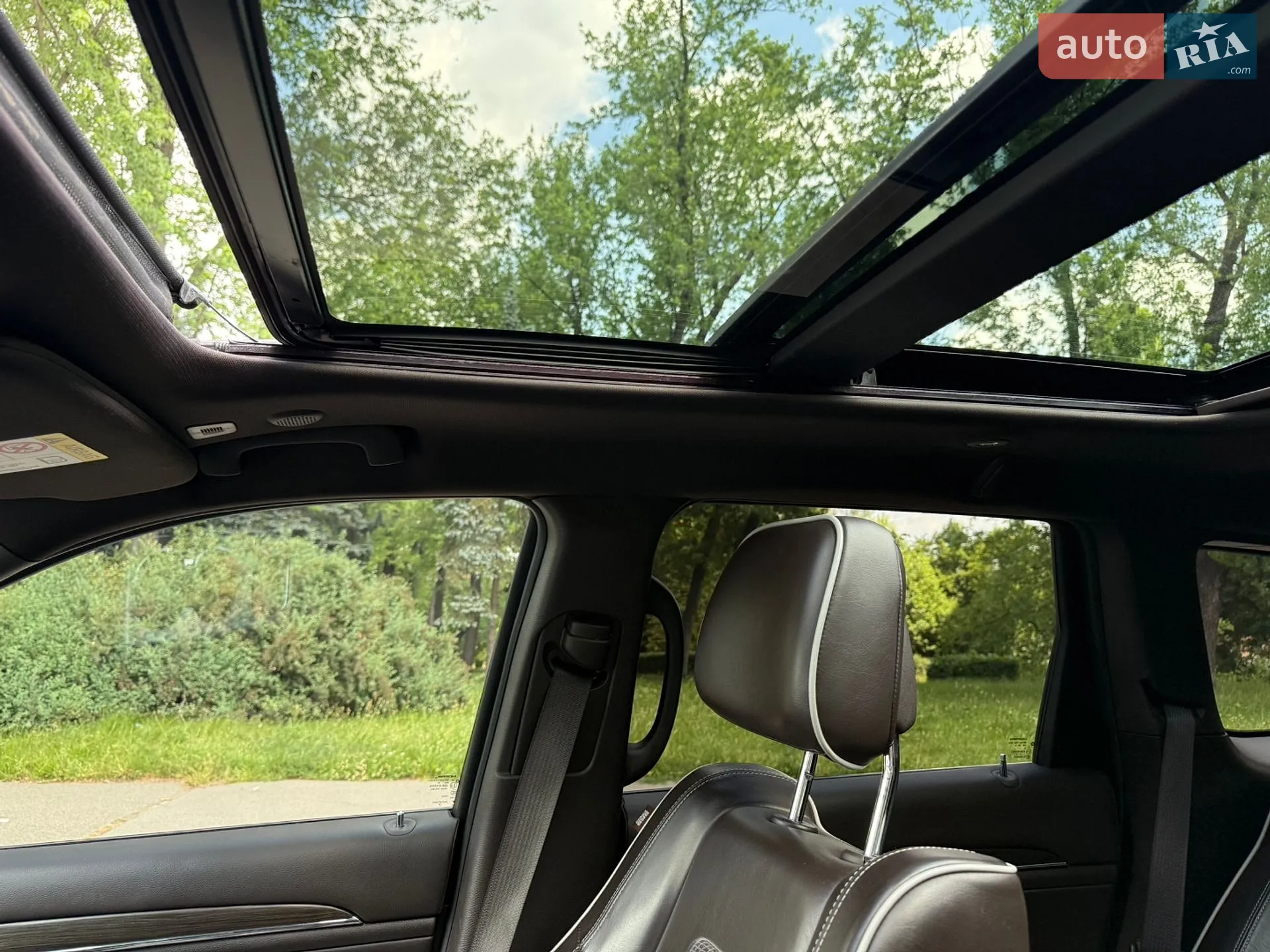 2019 Jeep Grand Cherokee - мініатюра 12