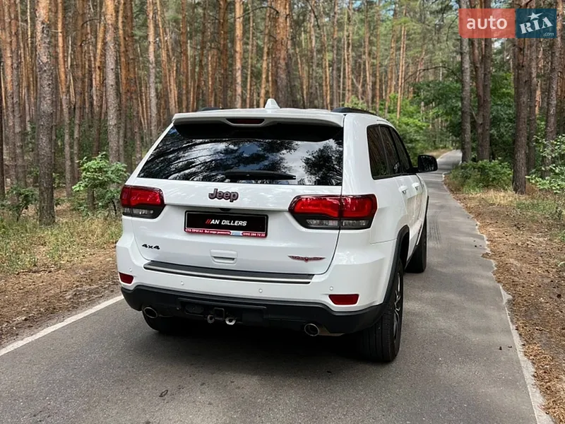 Jeep Grand Cherokee 2021 VIN 1C4RJFLG3MC646573 фото оголошення 9 з 67