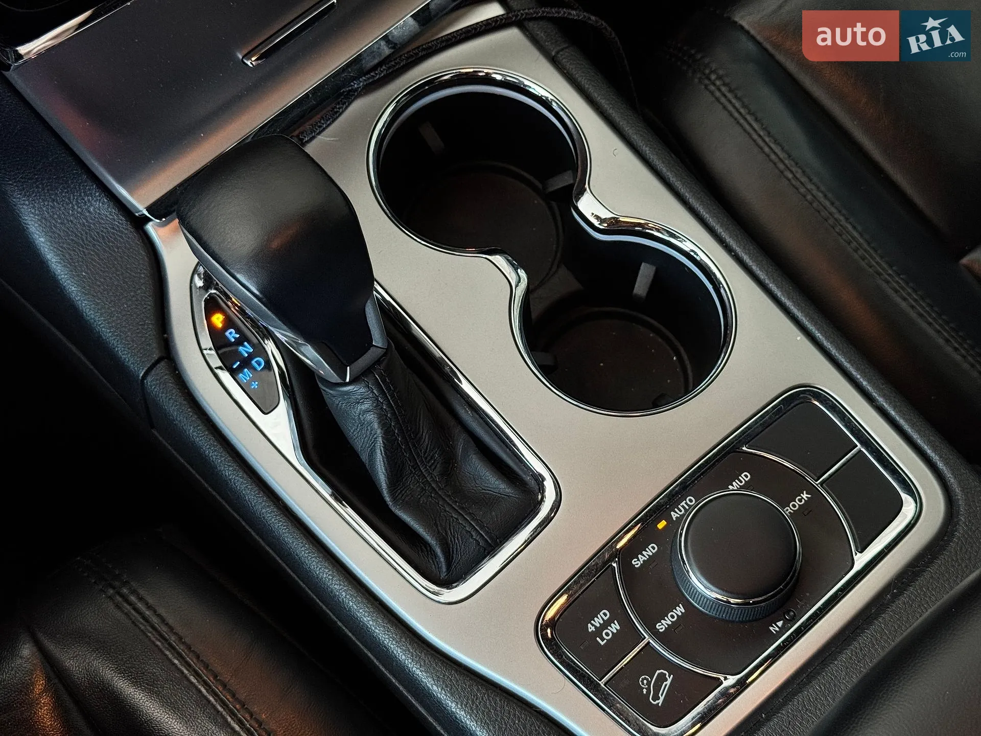 2019 Jeep Grand Cherokee - мініатюра 16