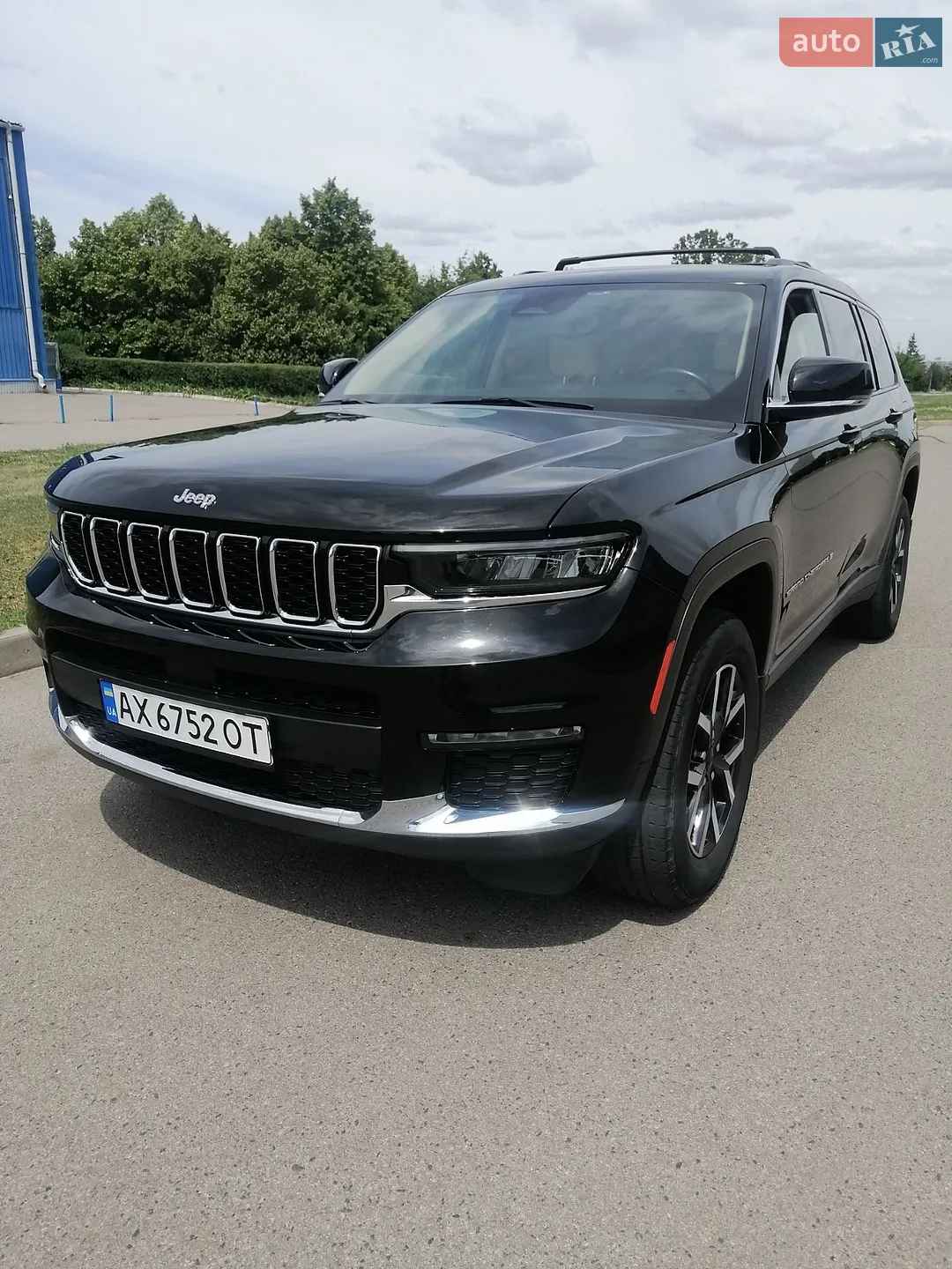 2022 Jeep Grand Cherokee - фото 1