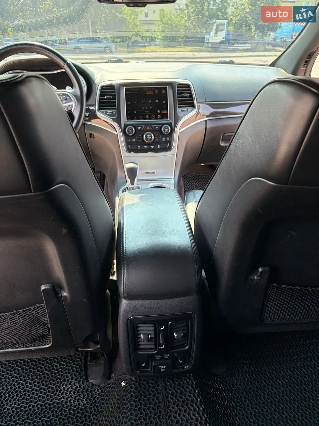 2016 Jeep Grand Cherokee - мініатюра 35