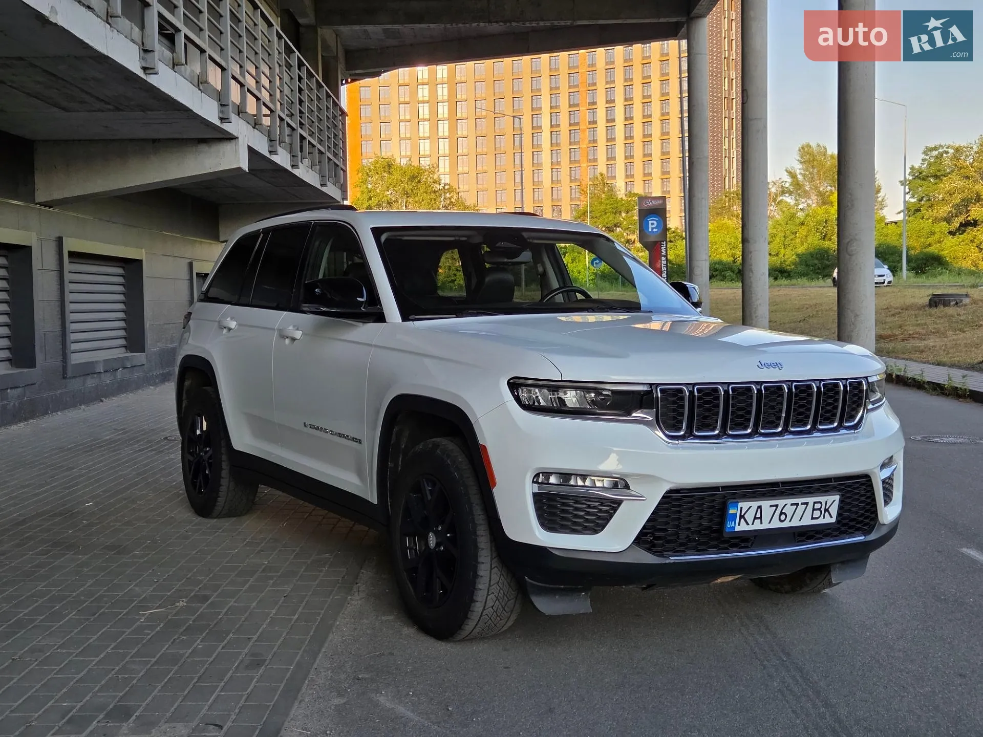 2022 Jeep Grand Cherokee - мініатюра 4