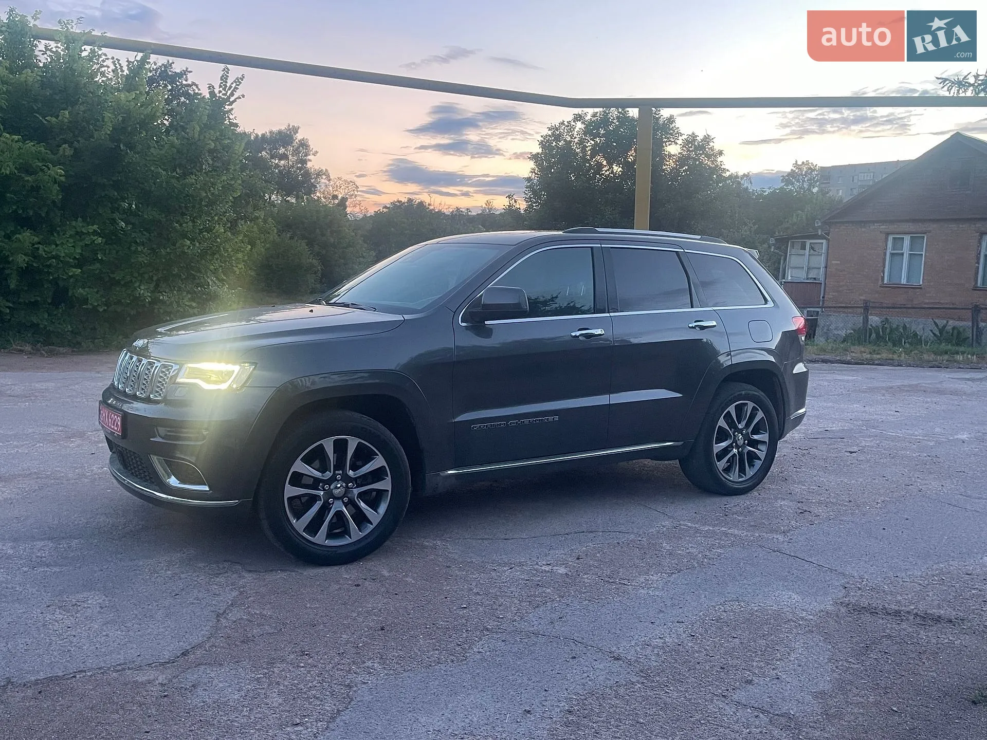 2017 Jeep Grand Cherokee - мініатюра 3