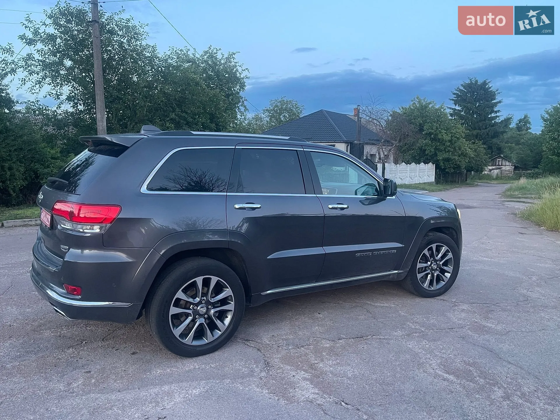 2017 Jeep Grand Cherokee - мініатюра 12