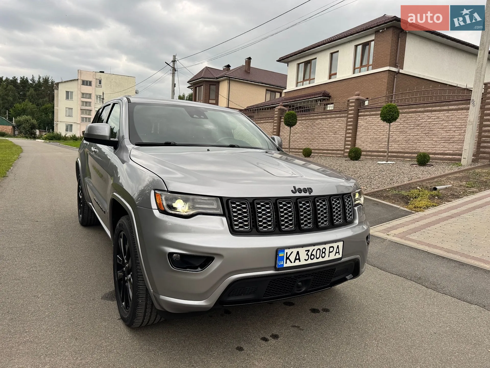 2020 Jeep Grand Cherokee - мініатюра 5