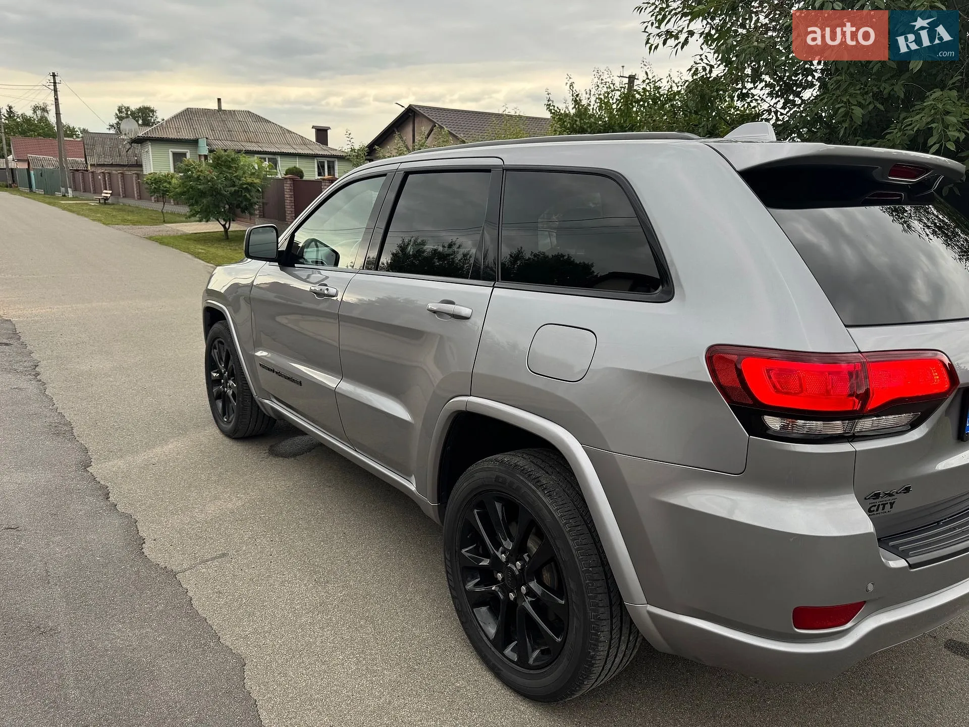 2020 Jeep Grand Cherokee - мініатюра 11