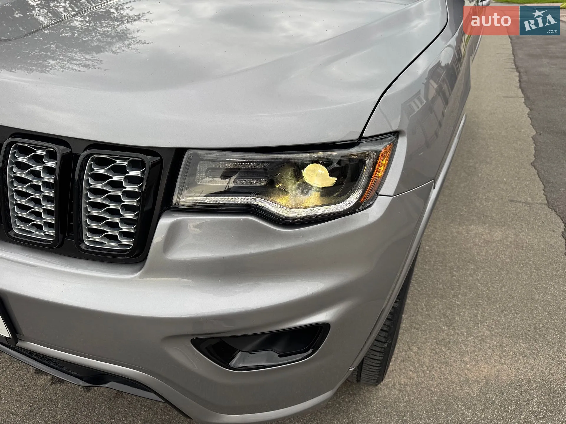 2020 Jeep Grand Cherokee - мініатюра 16